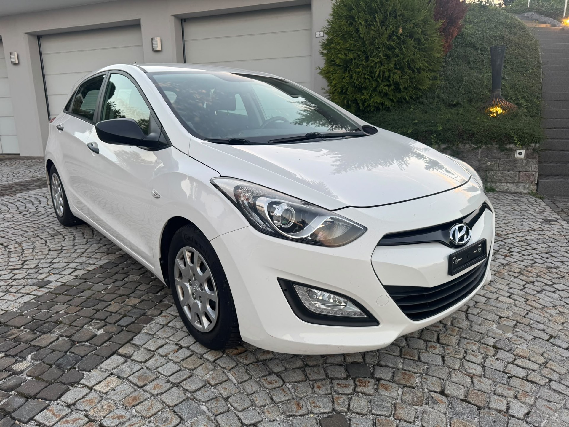 HYUNDAI i30 1.4 Comfort-image-0
