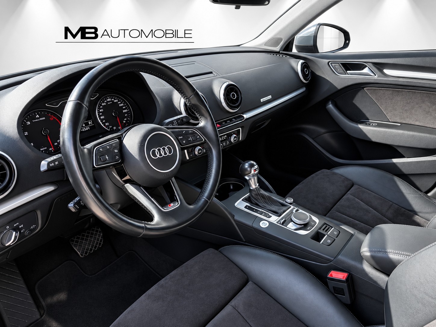 AUDI A3 Sportback 2.0 TDI Sport S-tronic-image-5