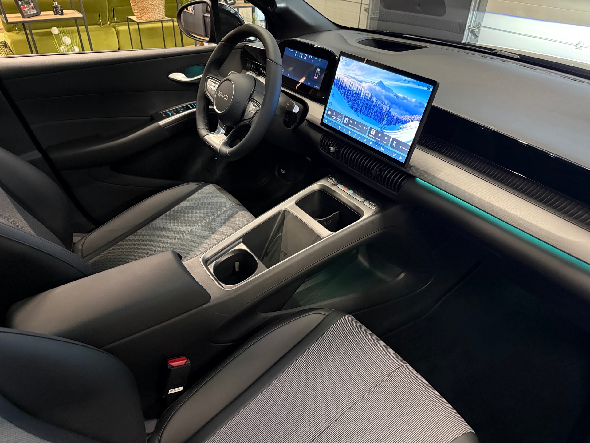 BYD Dolphin G DM-i Comfort-image-13