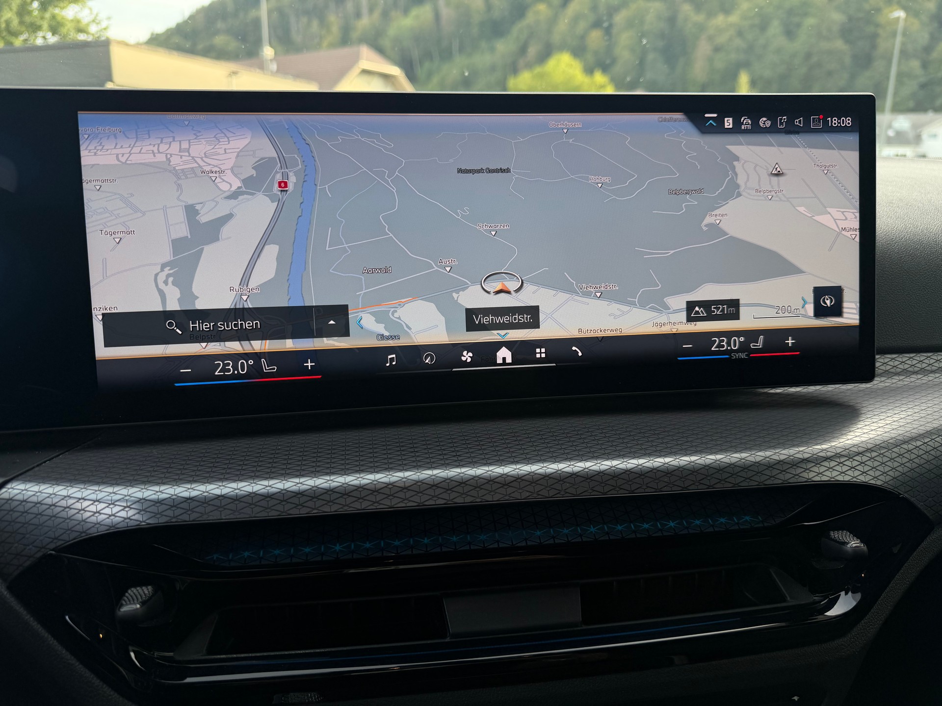 BMW 320d xDrive 48V Touring Steptronic M Sport-image-22