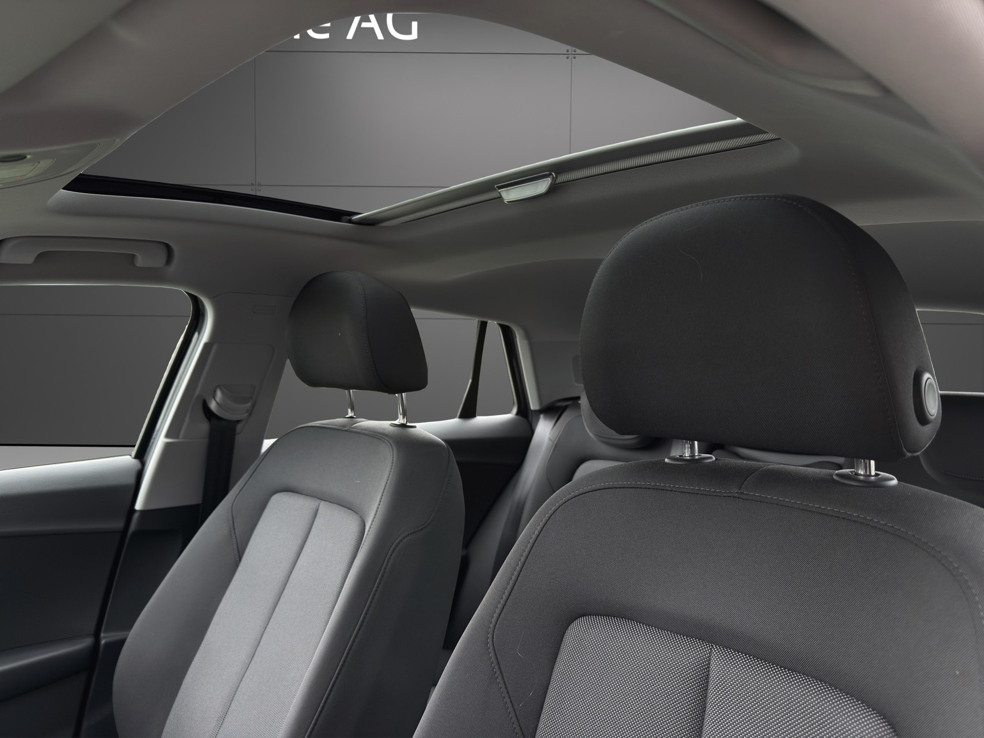 AUDI Q2 40 TFSI advanced Attraction quattro S-tronic-image-8