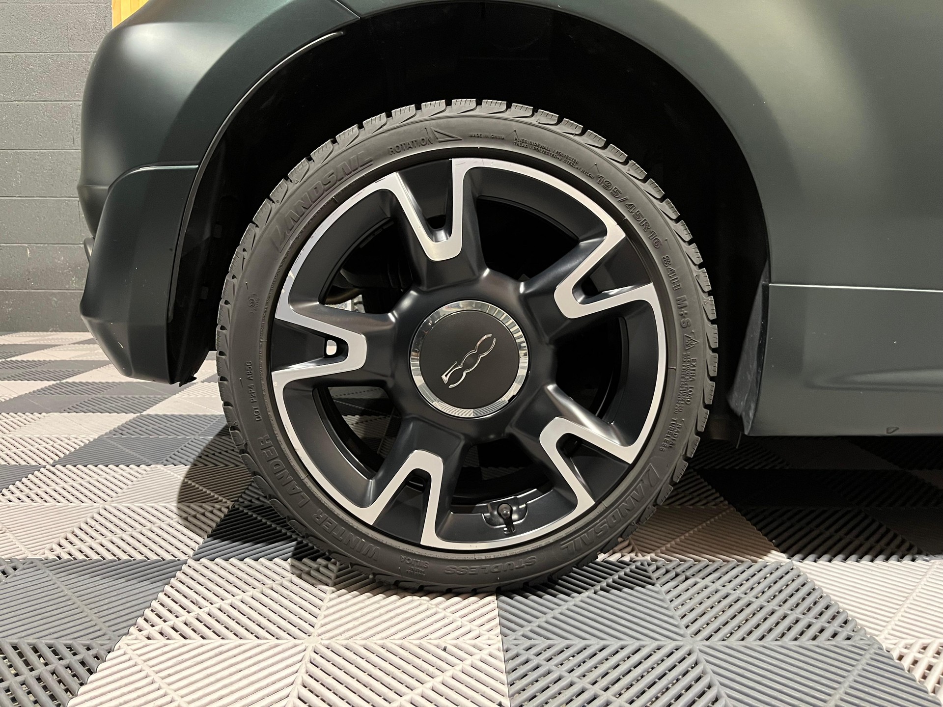FIAT 500 1.0 N3 MildHybrid Rockstar-image-18