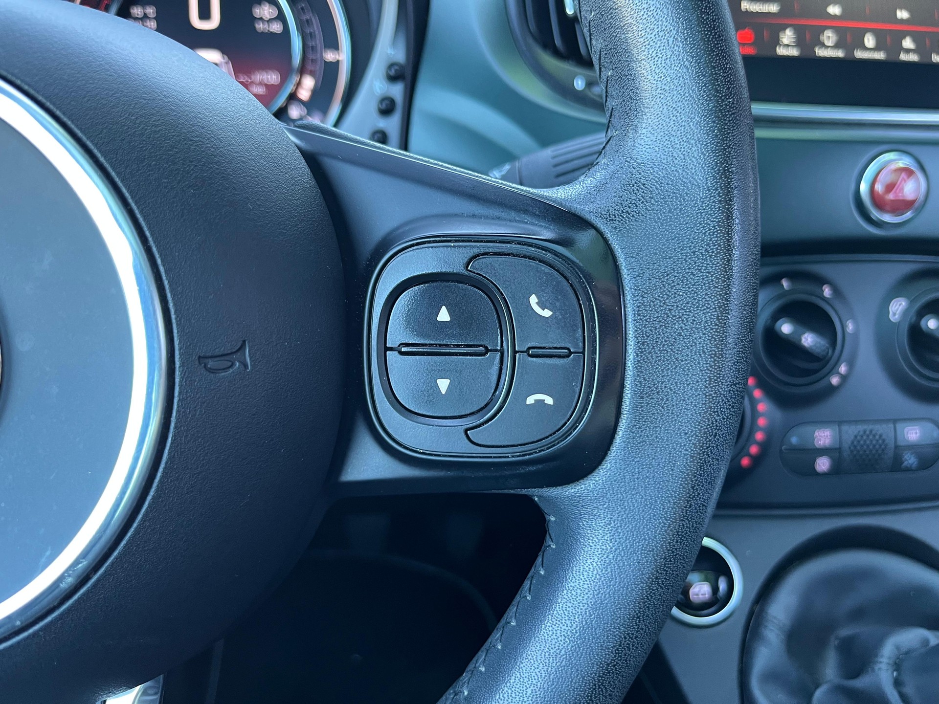 FIAT 500 1.0 N3 MildHybrid Rockstar-image-15