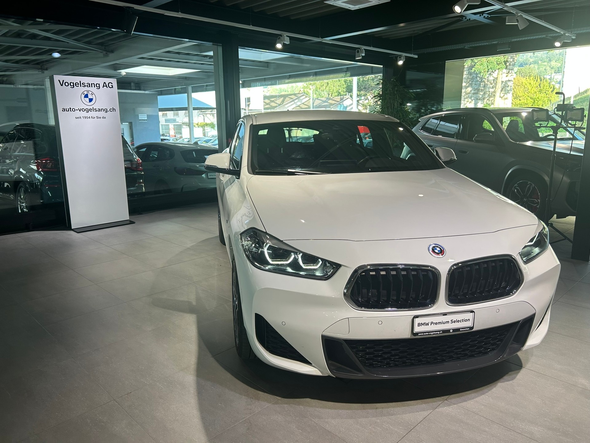 BMW X2 sDrive 18d M Sport Steptronic-image-5