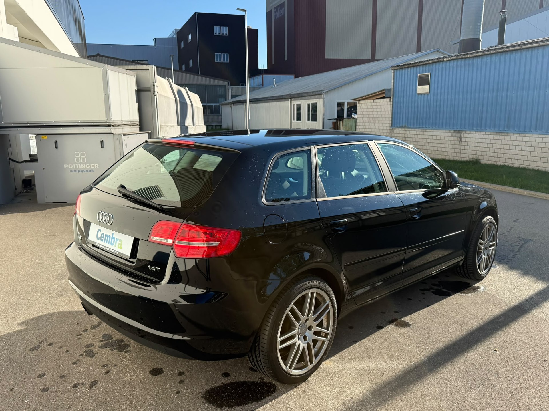 AUDI A3 Sportback 1.4 TFSI Ambiente-image-12