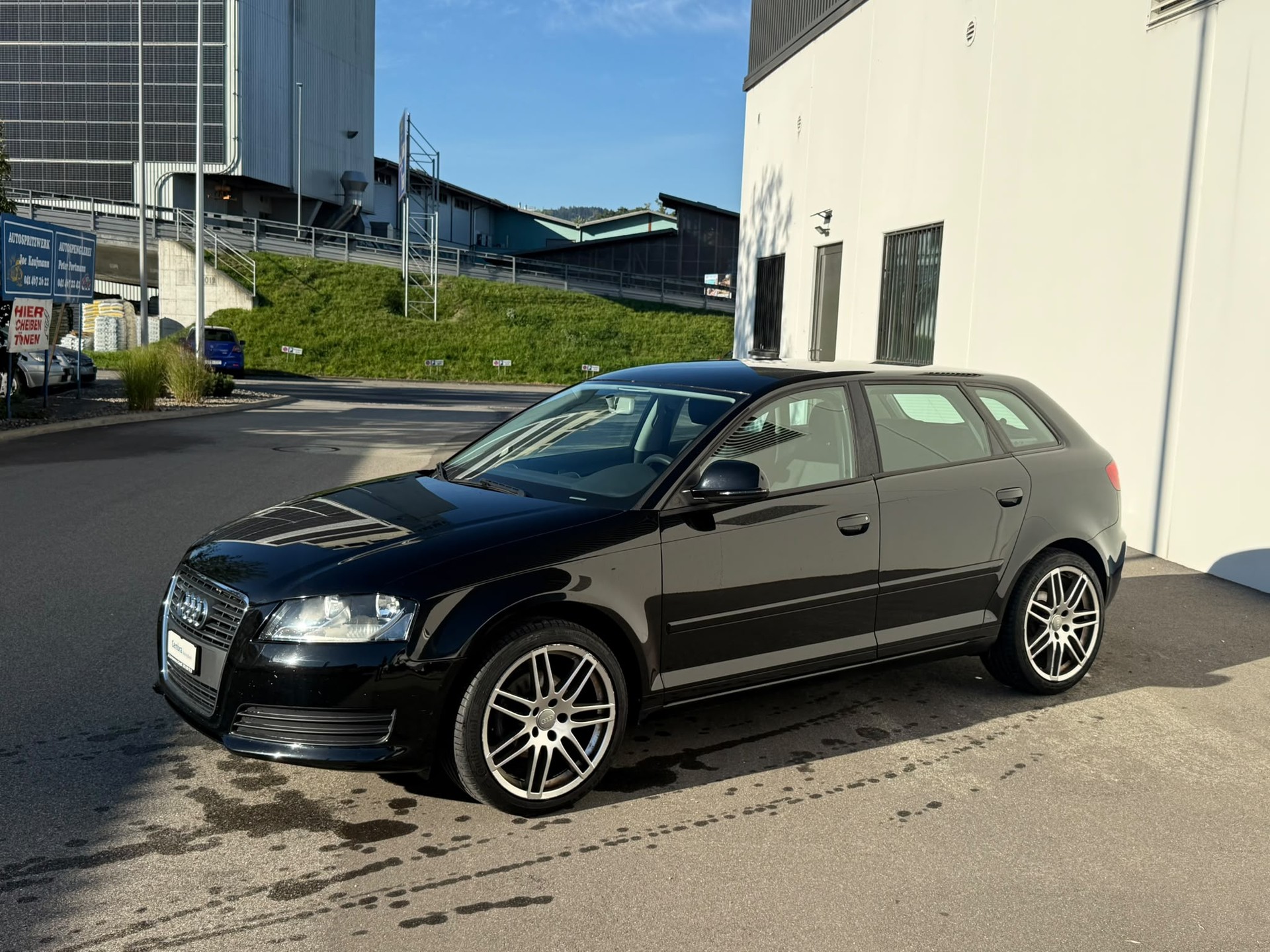 AUDI A3 Sportback 1.4 TFSI Ambiente-image-2