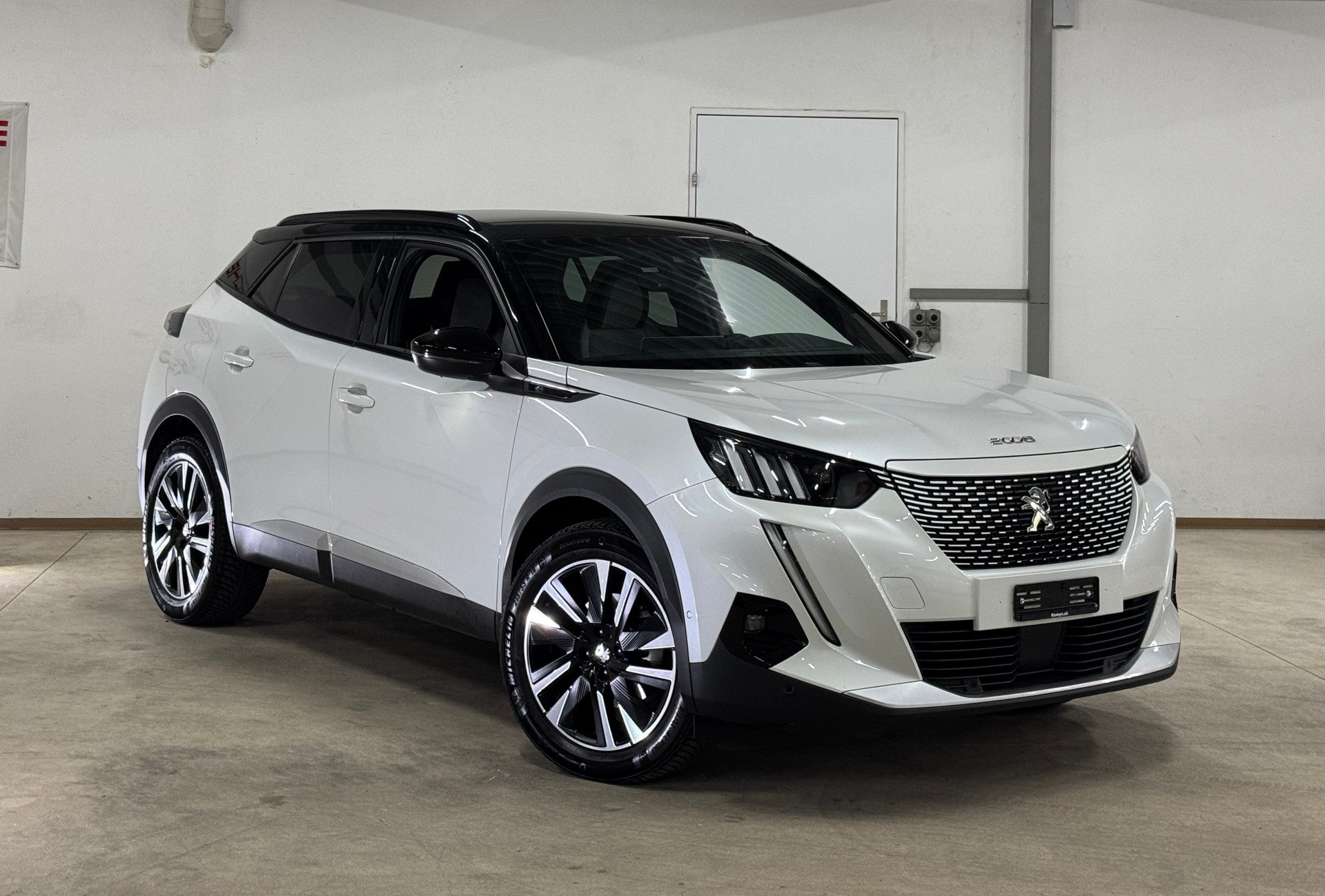 PEUGEOT 2008 e GT Pack-image-2