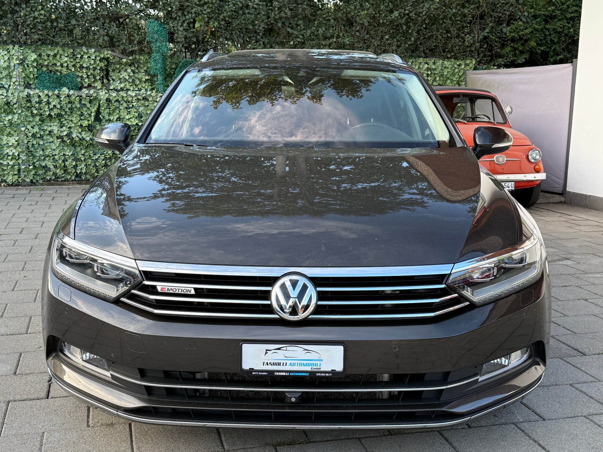 VW Passat Variant 2.0 TDI BMT High. DSG 4Motion-image-2