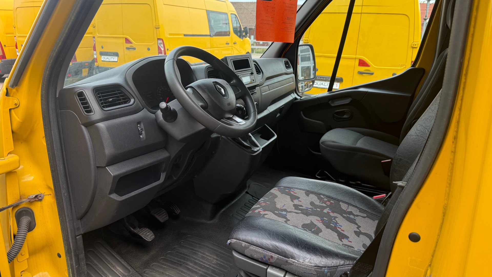 RENAULT Master T35 2.3dCi 135 L3H2-image-7