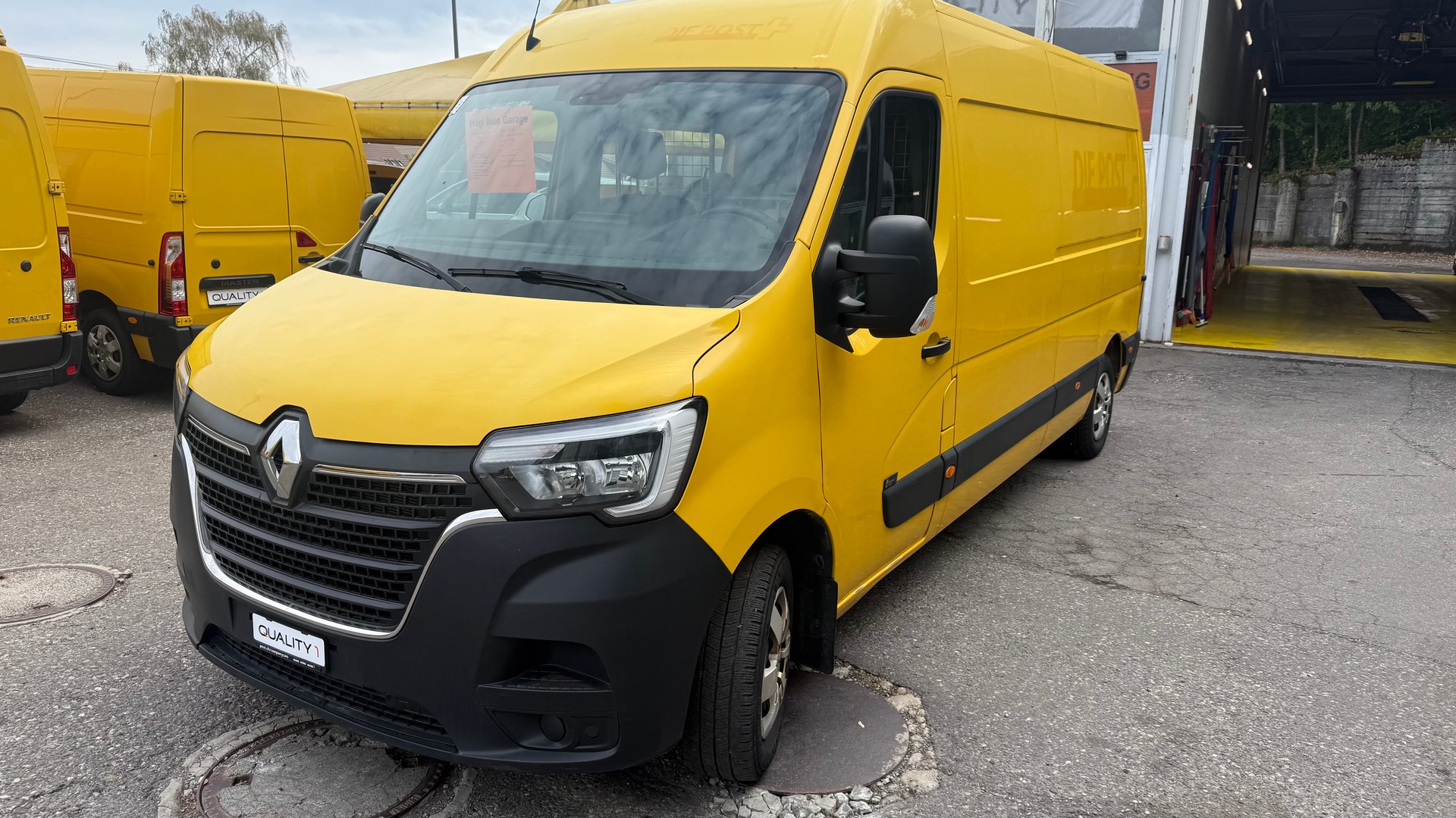 RENAULT Master T35 2.3dCi 135 L3H2-image-2