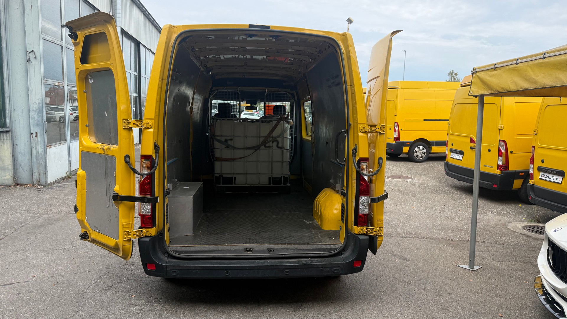 RENAULT Master T35 2.3dCi 135 L3H2-image-6