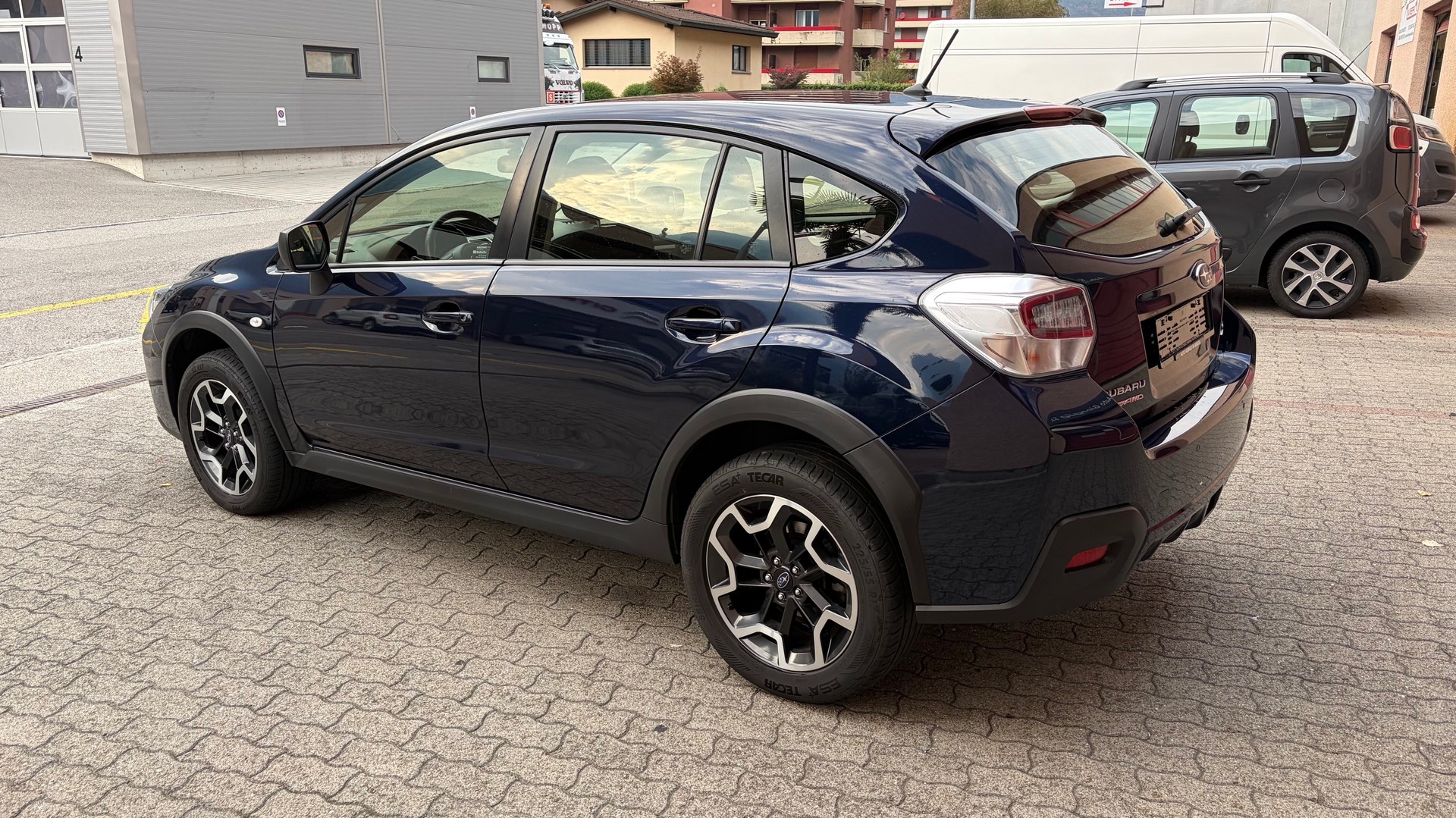 SUBARU XV 1.6 Swiss Two-image-6