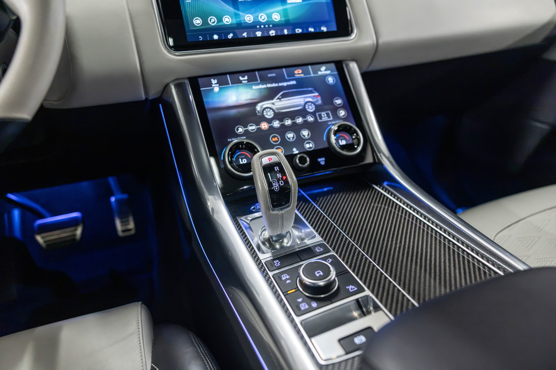LAND ROVER Range Rover Sport 575 5.0 V8 S/C SVR Carbon Automatic-image-35