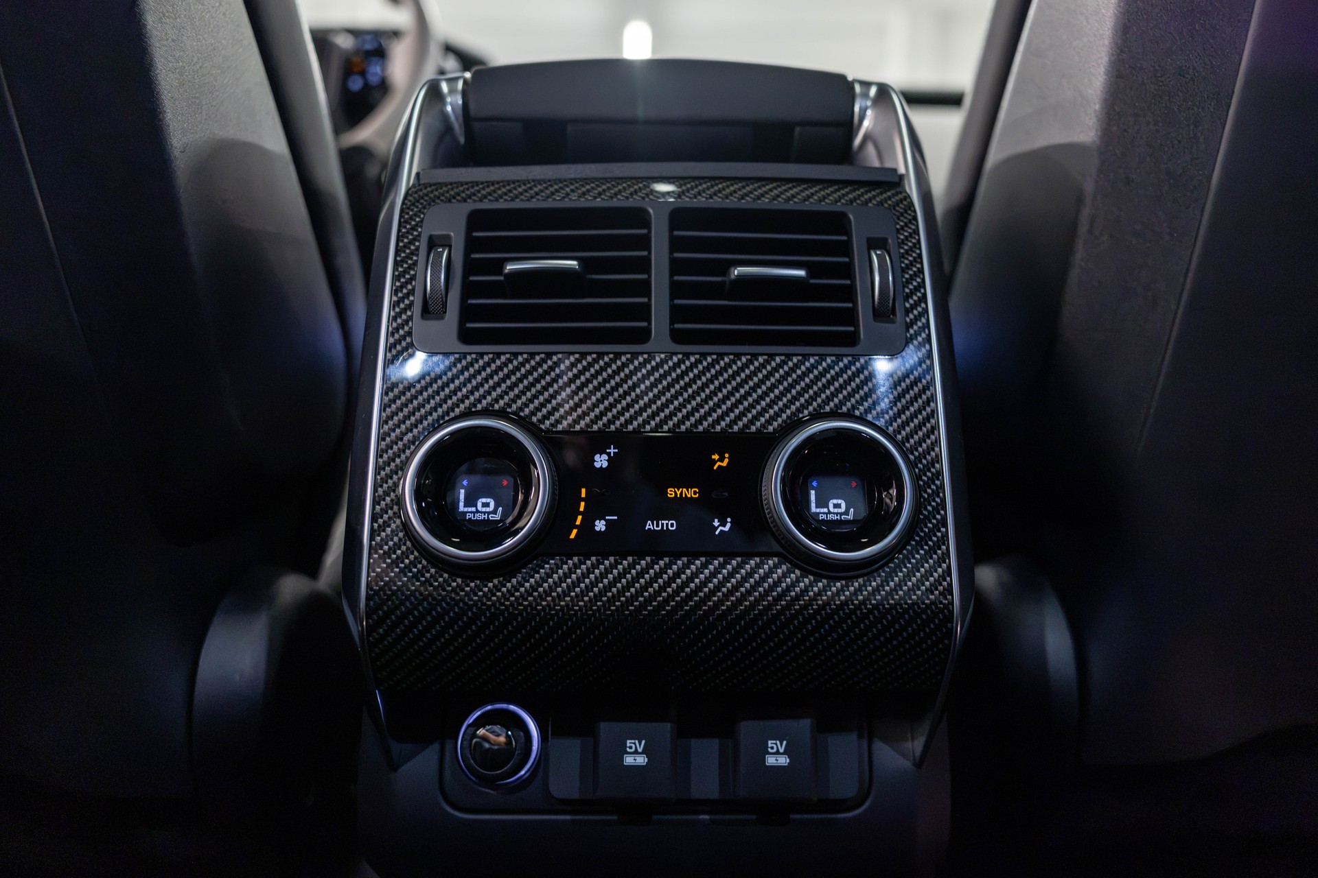 LAND ROVER Range Rover Sport 575 5.0 V8 S/C SVR Carbon Automatic-image-33