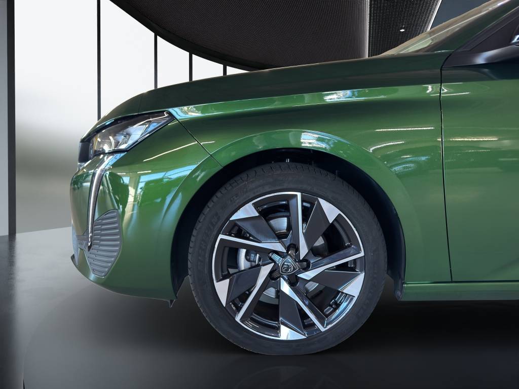 PEUGEOT 308 1.2 Pure Tech Allure Pack EAT8-image-15