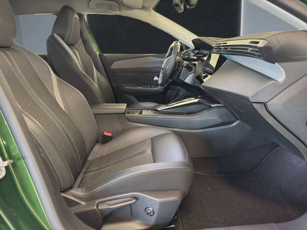 PEUGEOT 308 1.2 Pure Tech Allure Pack EAT8-image-10