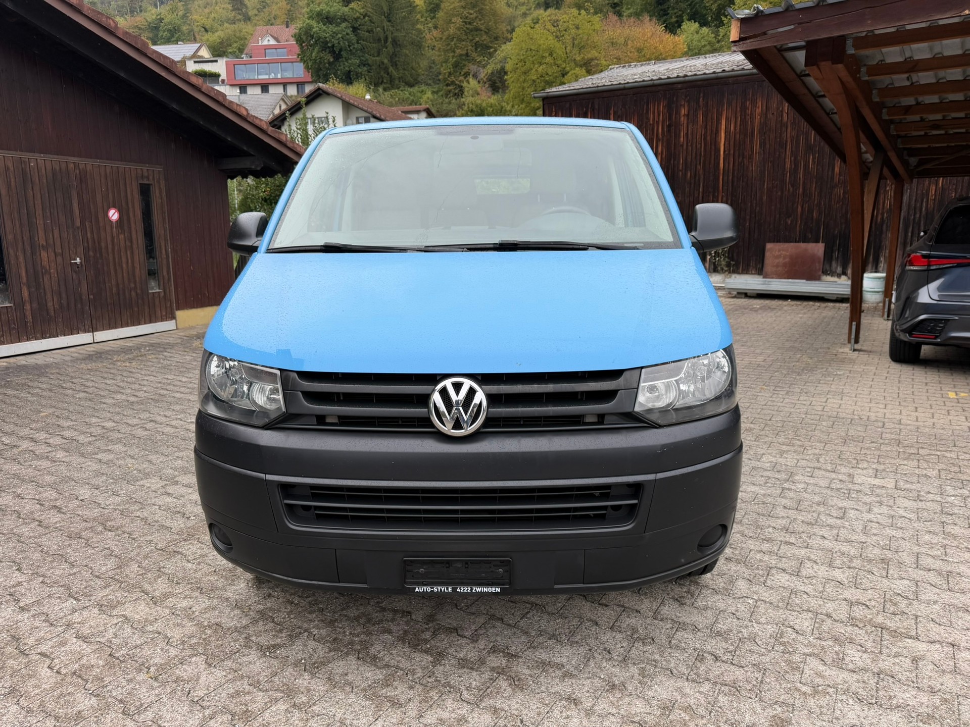 VW T5 2.0 TDI-image-1