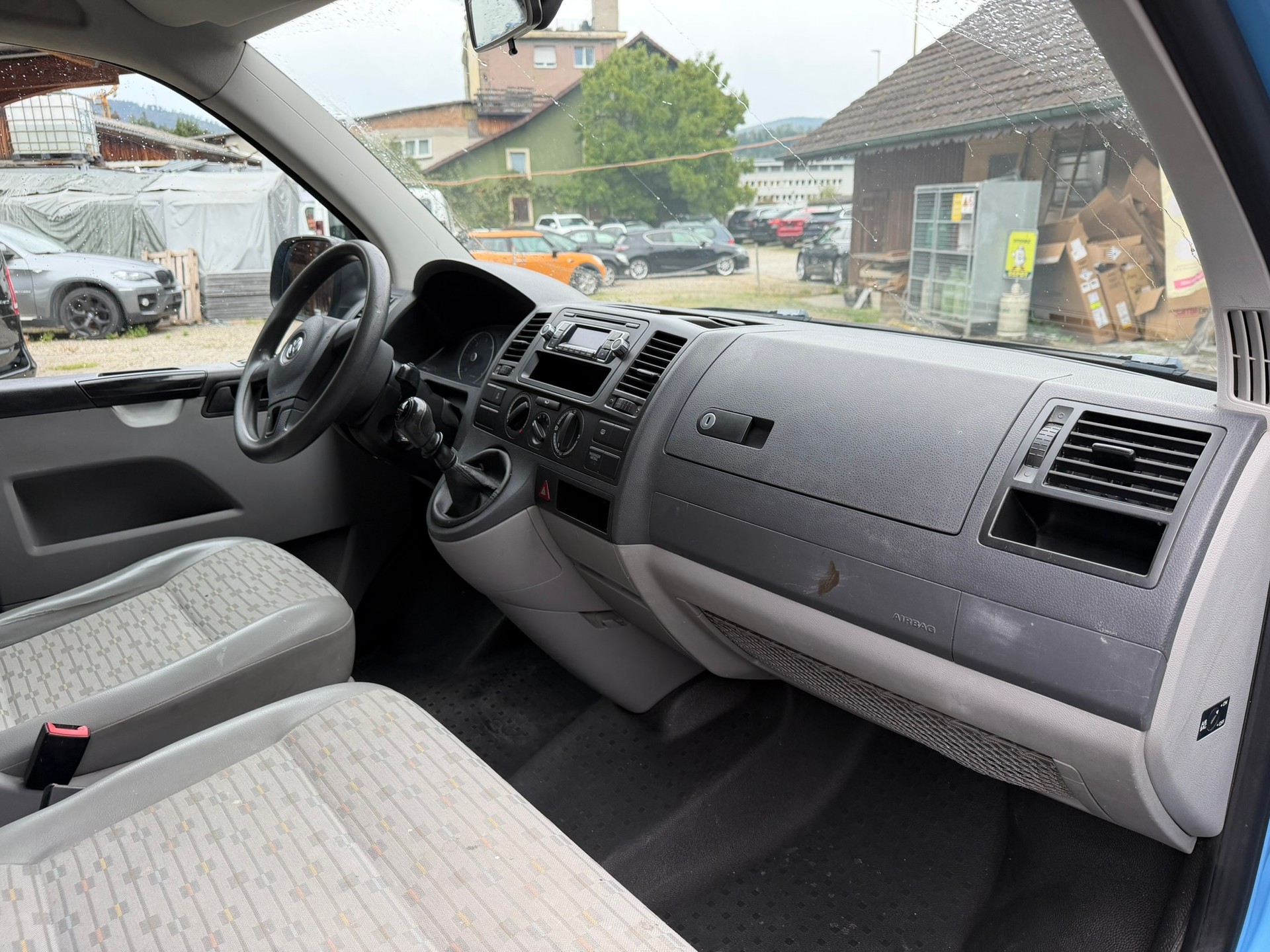 VW T5 2.0 TDI-image-7