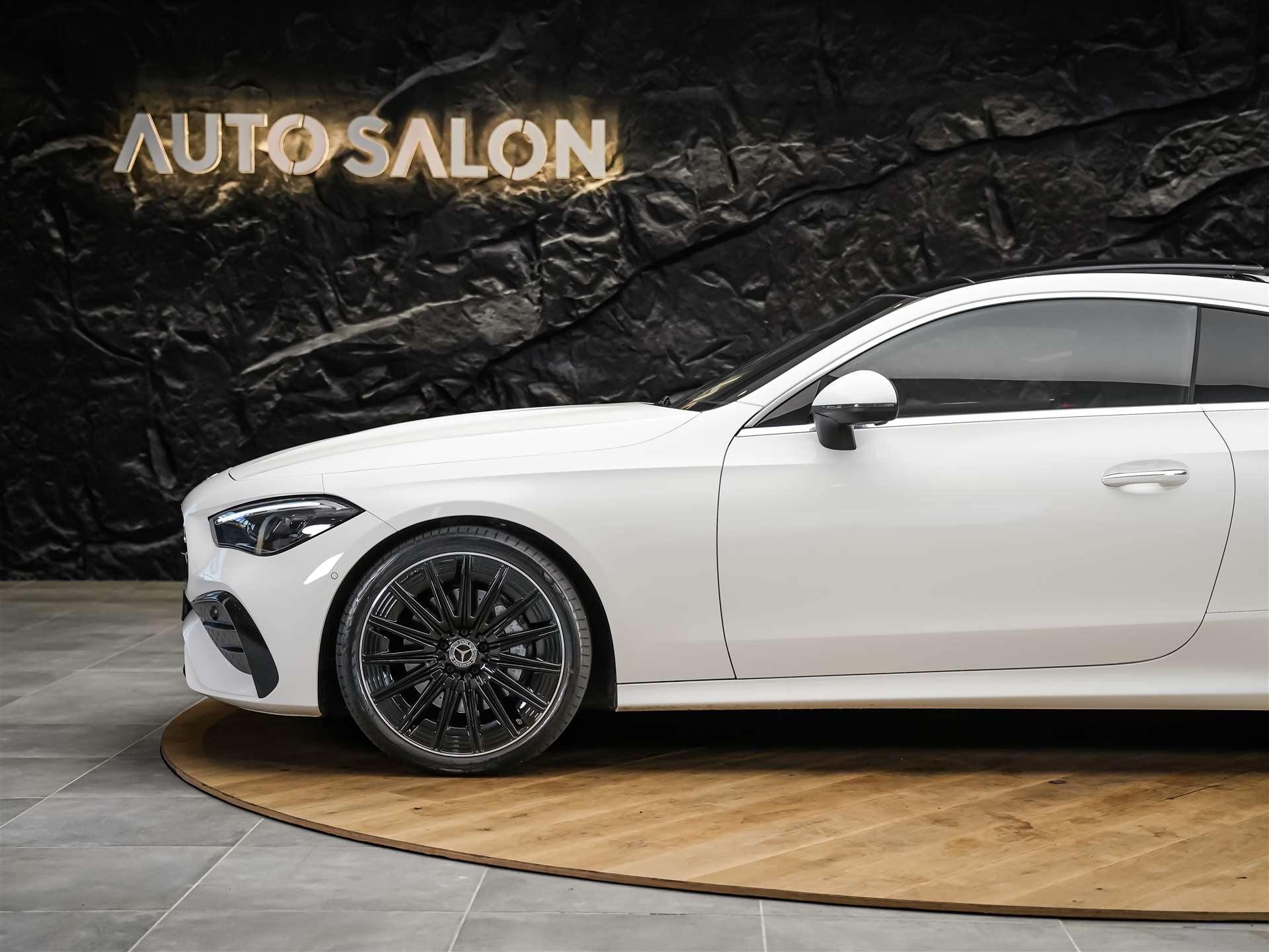 MERCEDES-BENZ CLE 200 Coupé AMG Line 9G-Tronic *Werksgarantie*Panorama*Lenkradheizung*-image-14