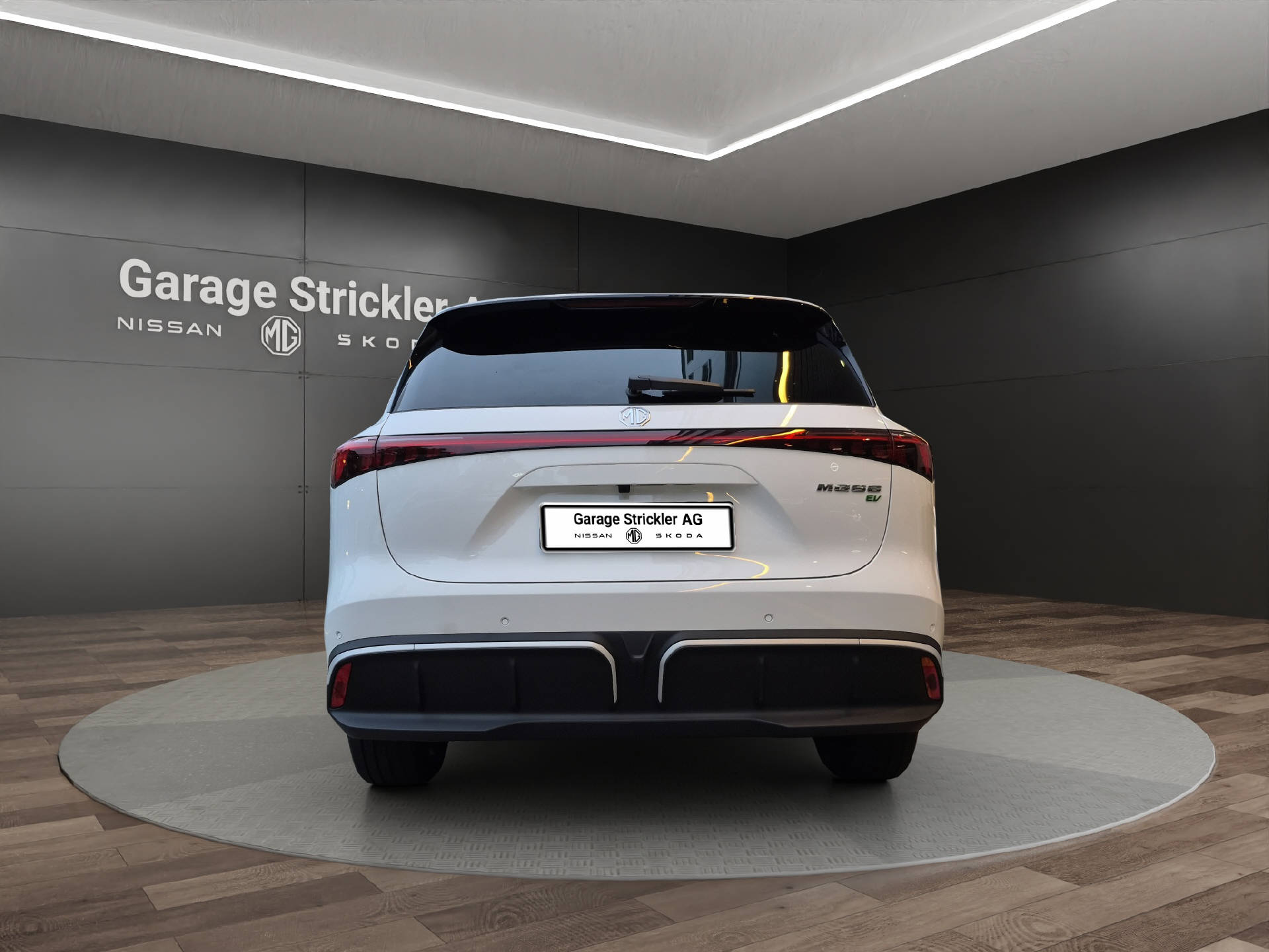MG S6 EV 77 kWh Luxury 4WD-image-3