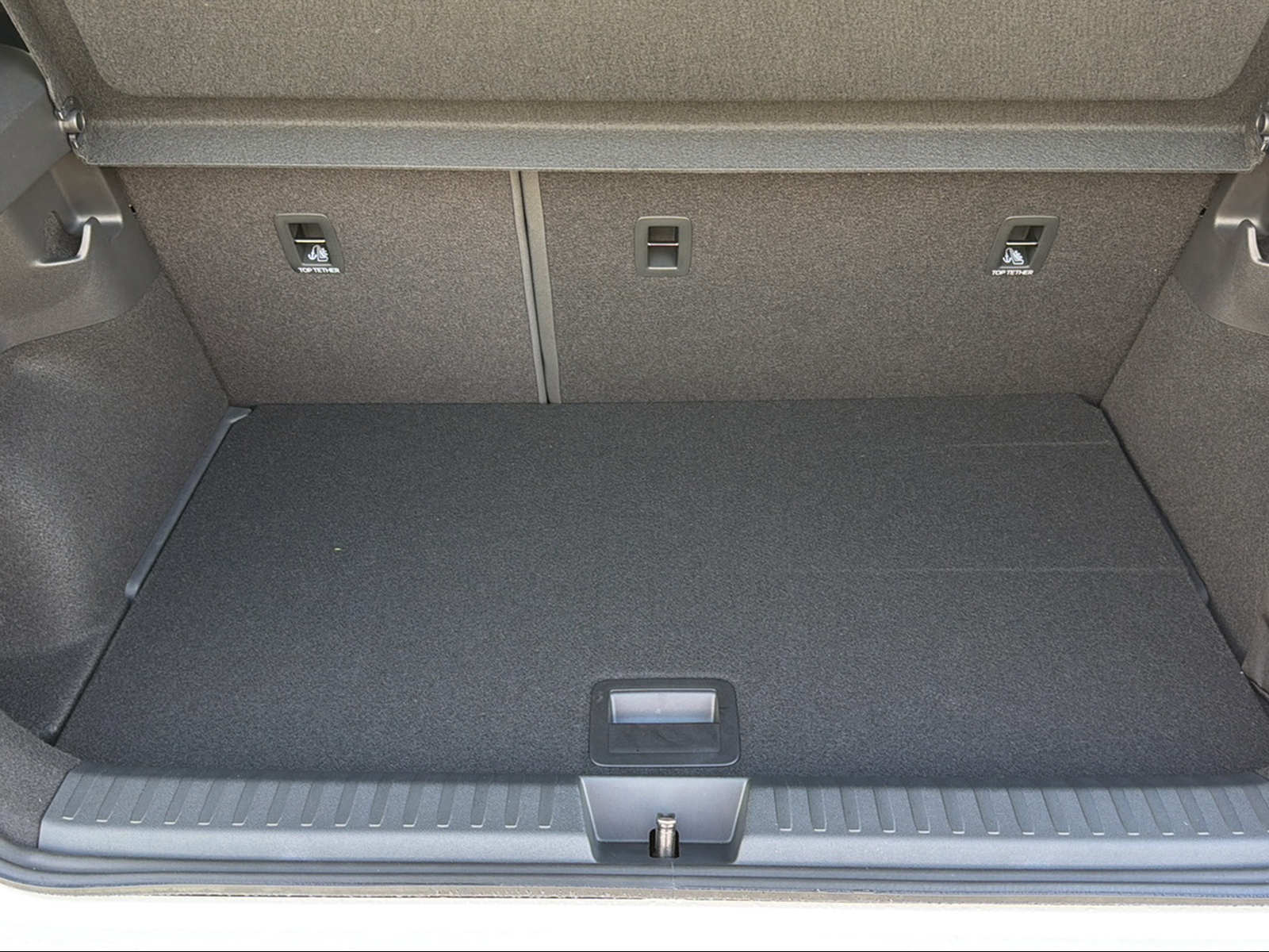 VW ID.Polo 52 kWh Style Edition One Plus-image-5