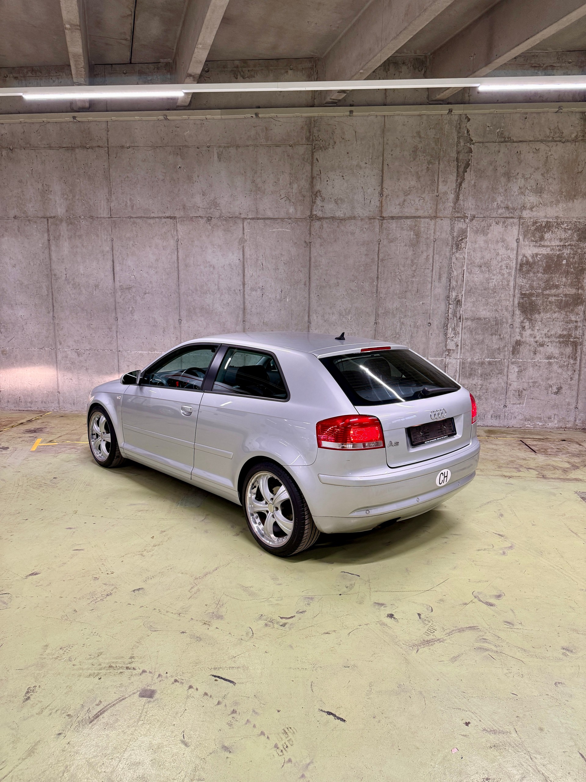 AUDI A3 2.0 TDI Ambiente-image-6