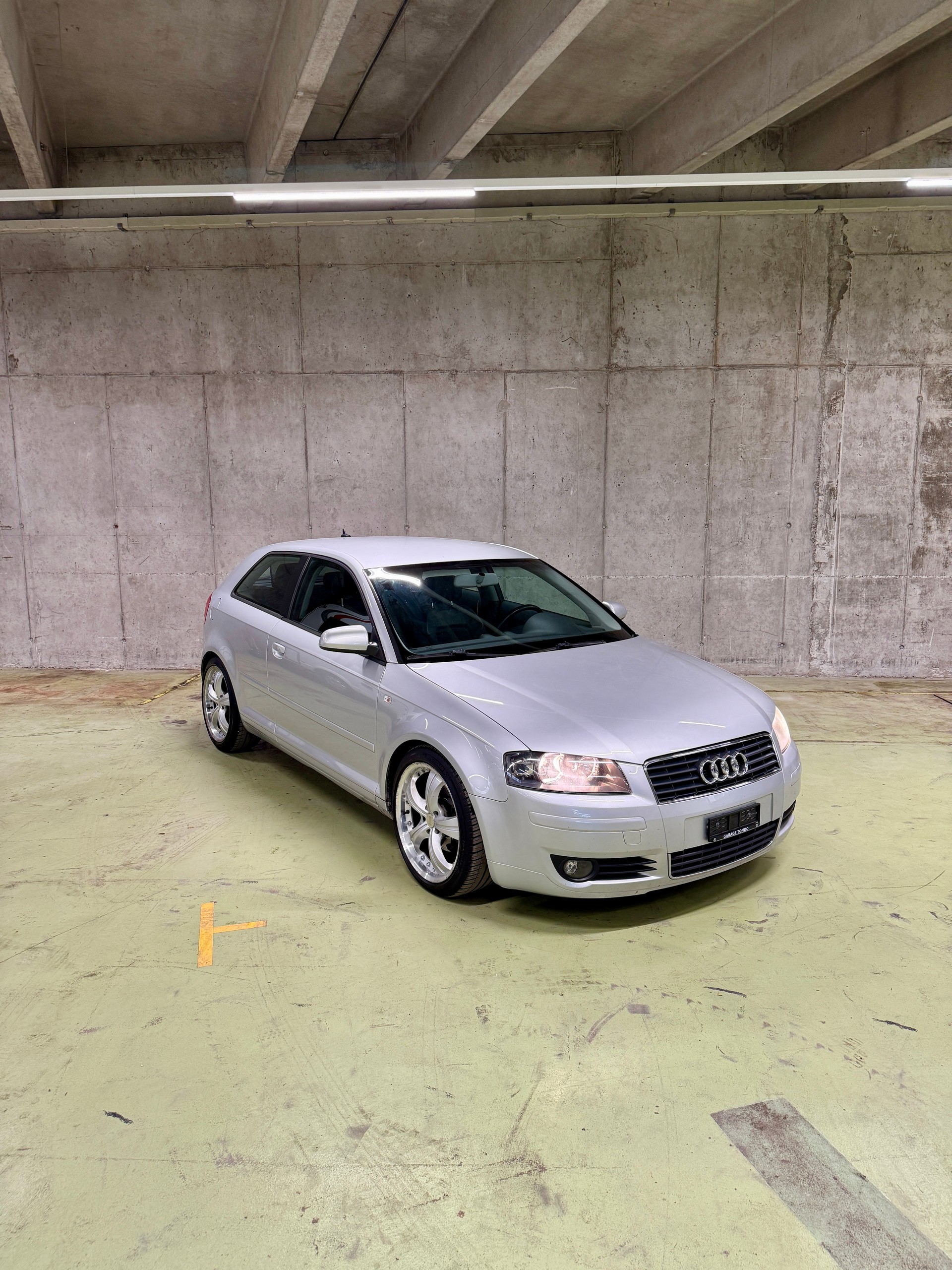 AUDI A3 2.0 TDI Ambiente-image-2