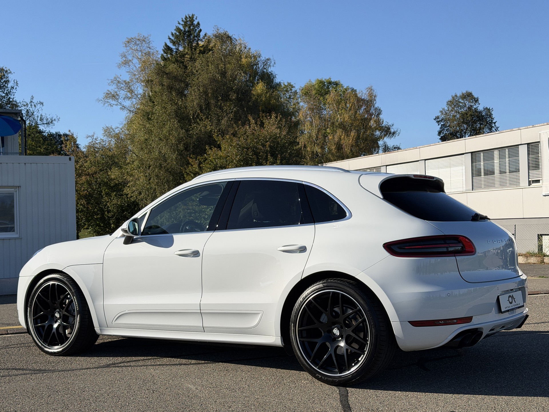 PORSCHE Macan S Diesel PDK - *KW3 GEWINDE / 8-FACH 21"/20" - "MEGA-AUSSTATTUNG" - "AHK 2,4t* - *GARANTIE*-image-3