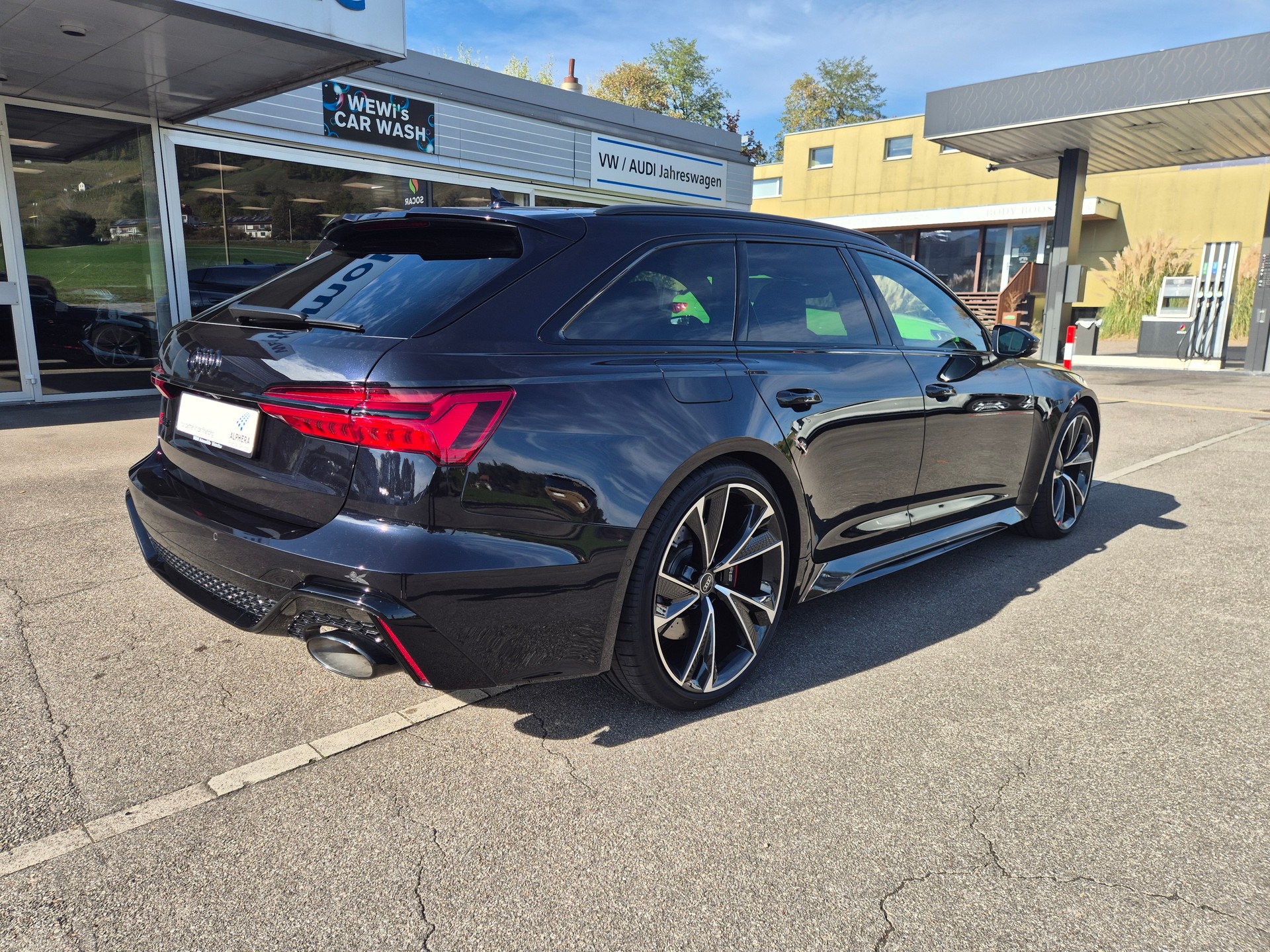 AUDI RS6 Avant 4.0 TFSI V8 quattro-image-4