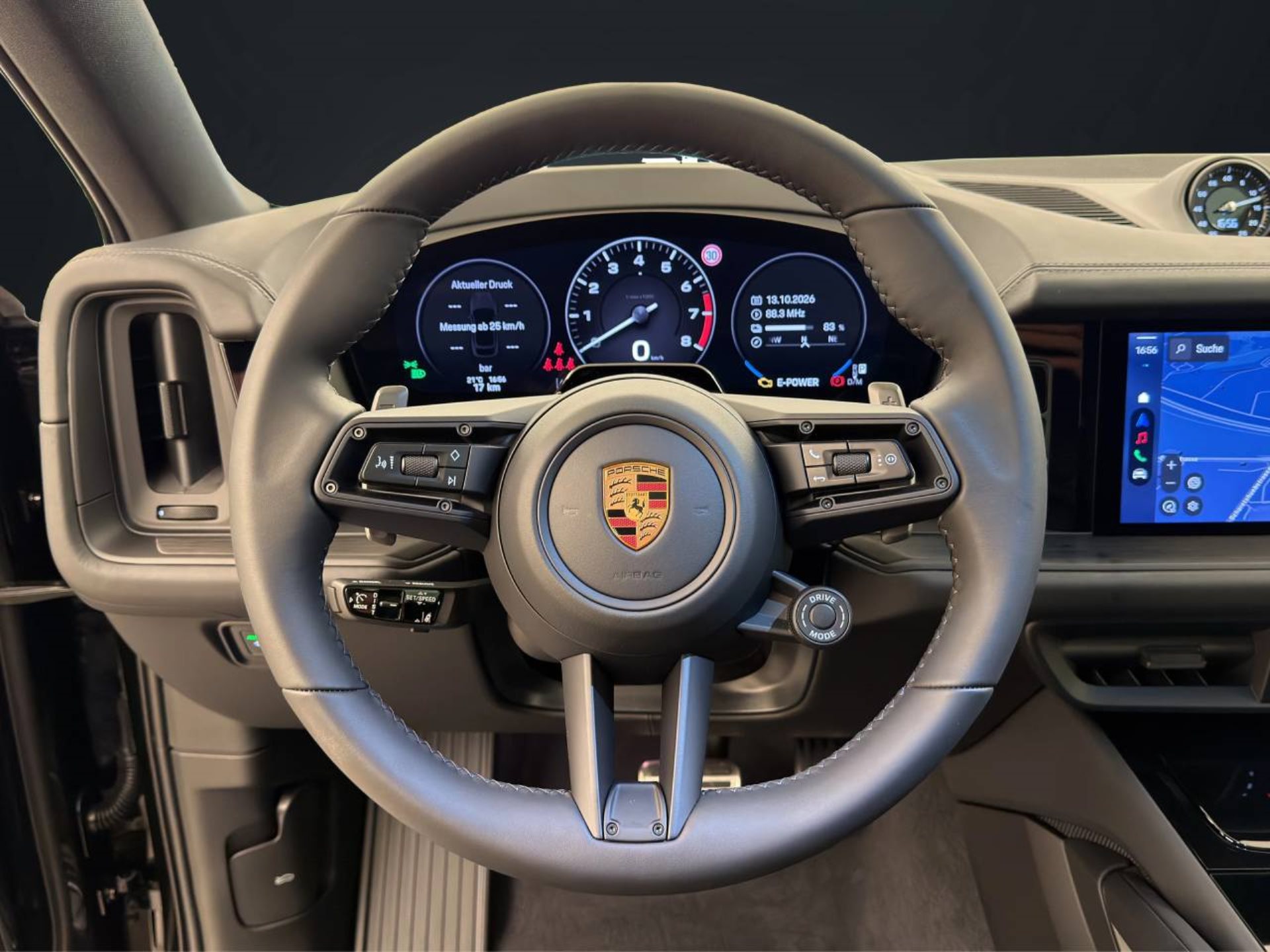 PORSCHE Cayenne S E-Hybrid Coupé Black Edition-image-13