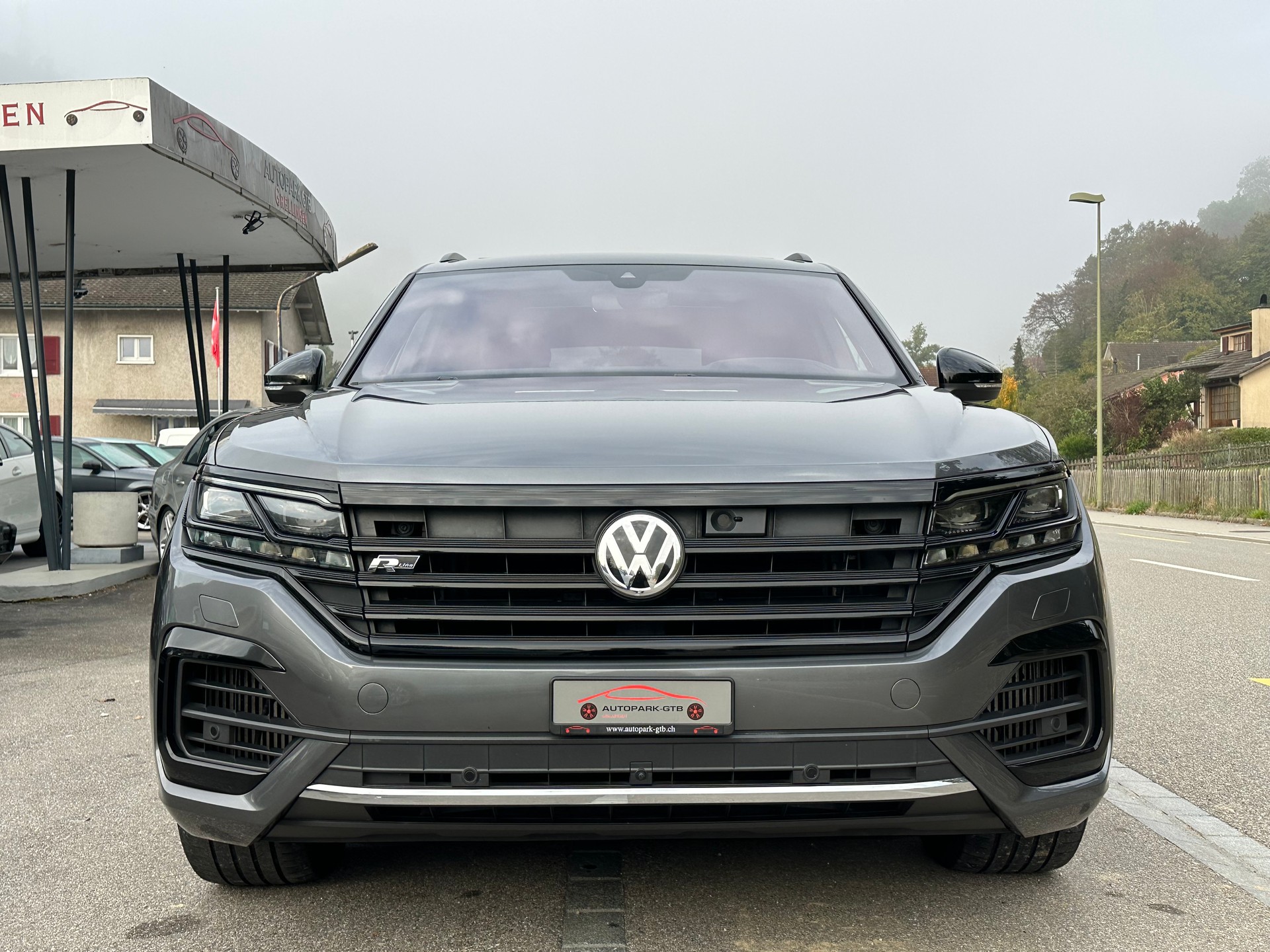 VW Touareg 4.0 V8 TDI R-Line Tiptronic-image-3