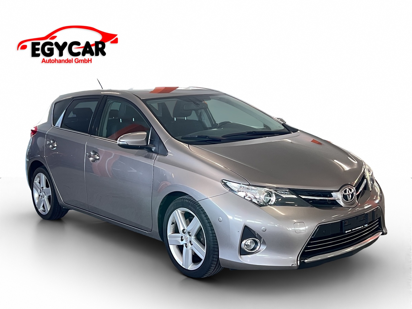 TOYOTA Auris 2.0 D-4D Sol-showroom-element-1