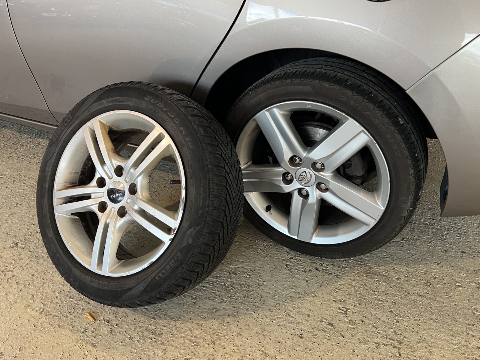 TOYOTA Auris 2.0 D-4D Sol-image-14