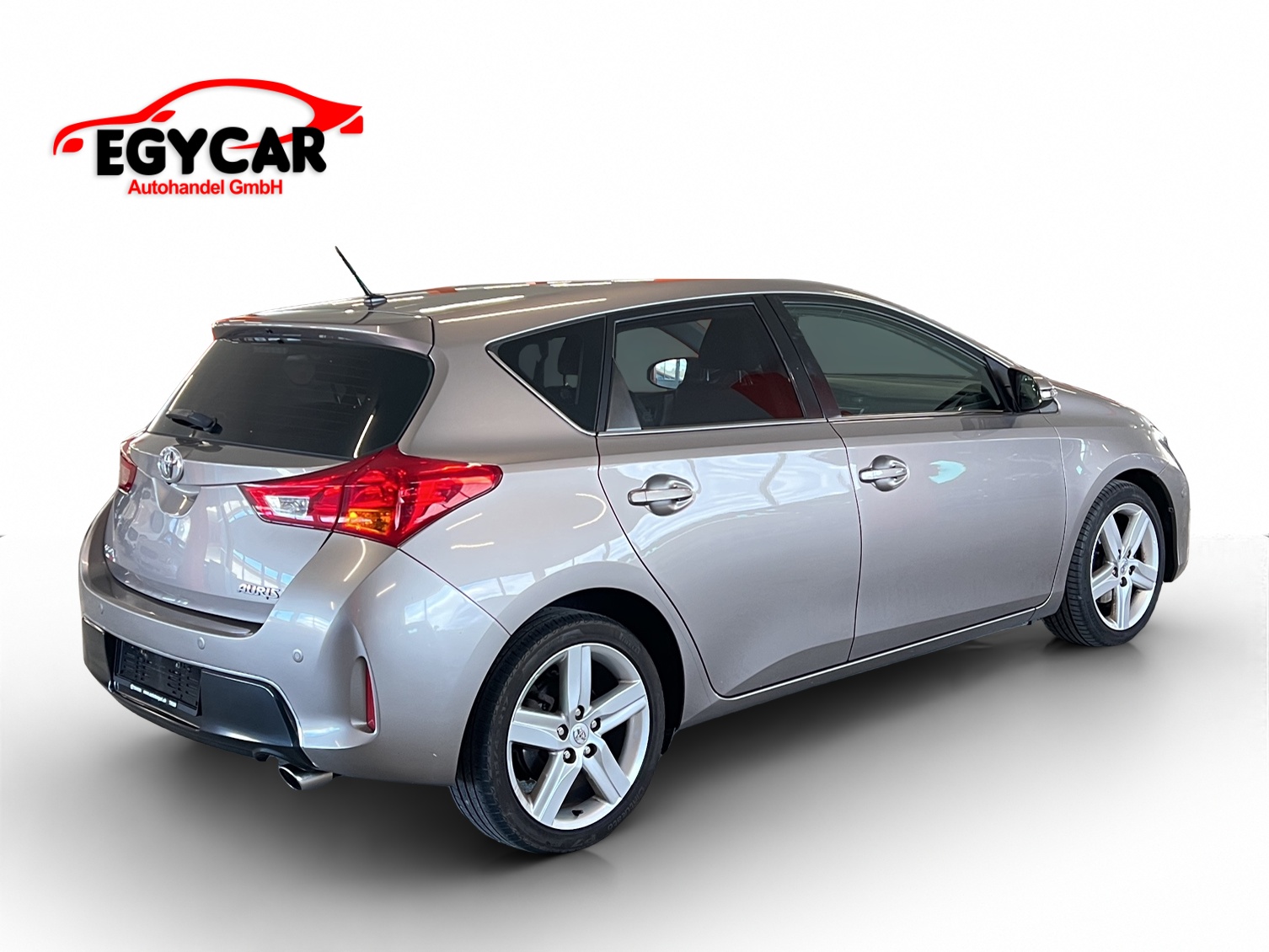 TOYOTA Auris 2.0 D-4D Sol-image-5