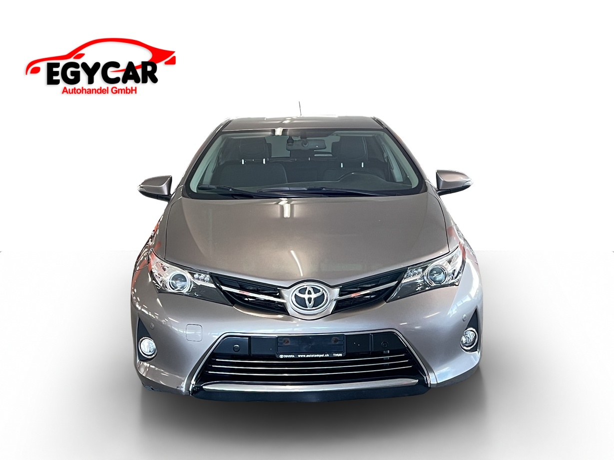 TOYOTA Auris 2.0 D-4D Sol