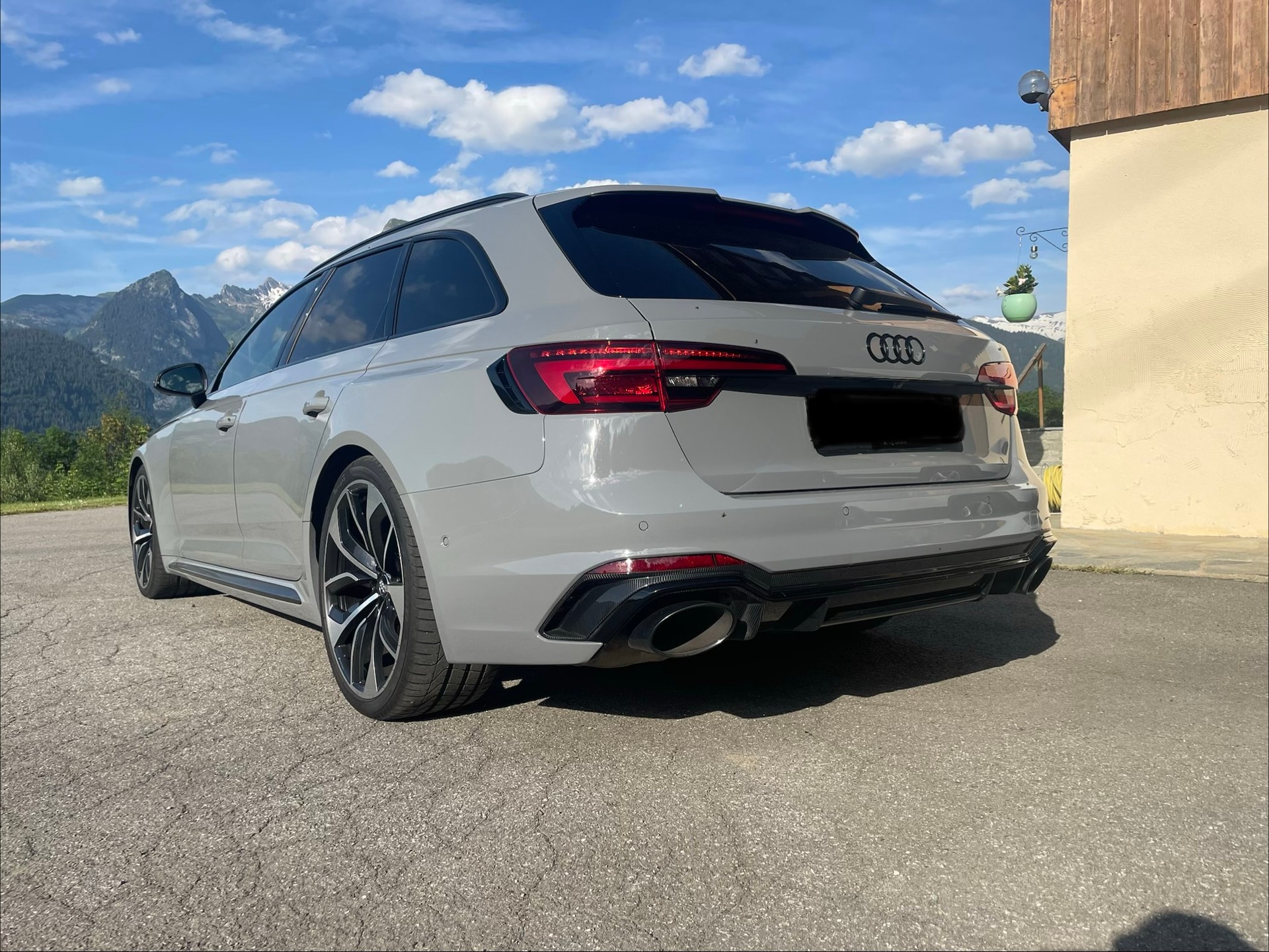 AUDI 2.9 V6 TFSI quattro T-Tronic-image-1