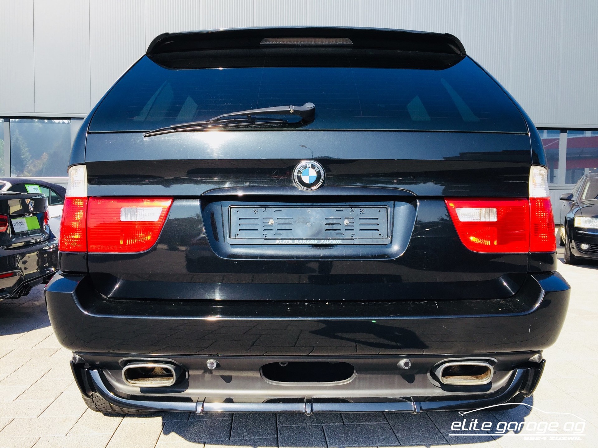 BMW X5 4.8is-image-5