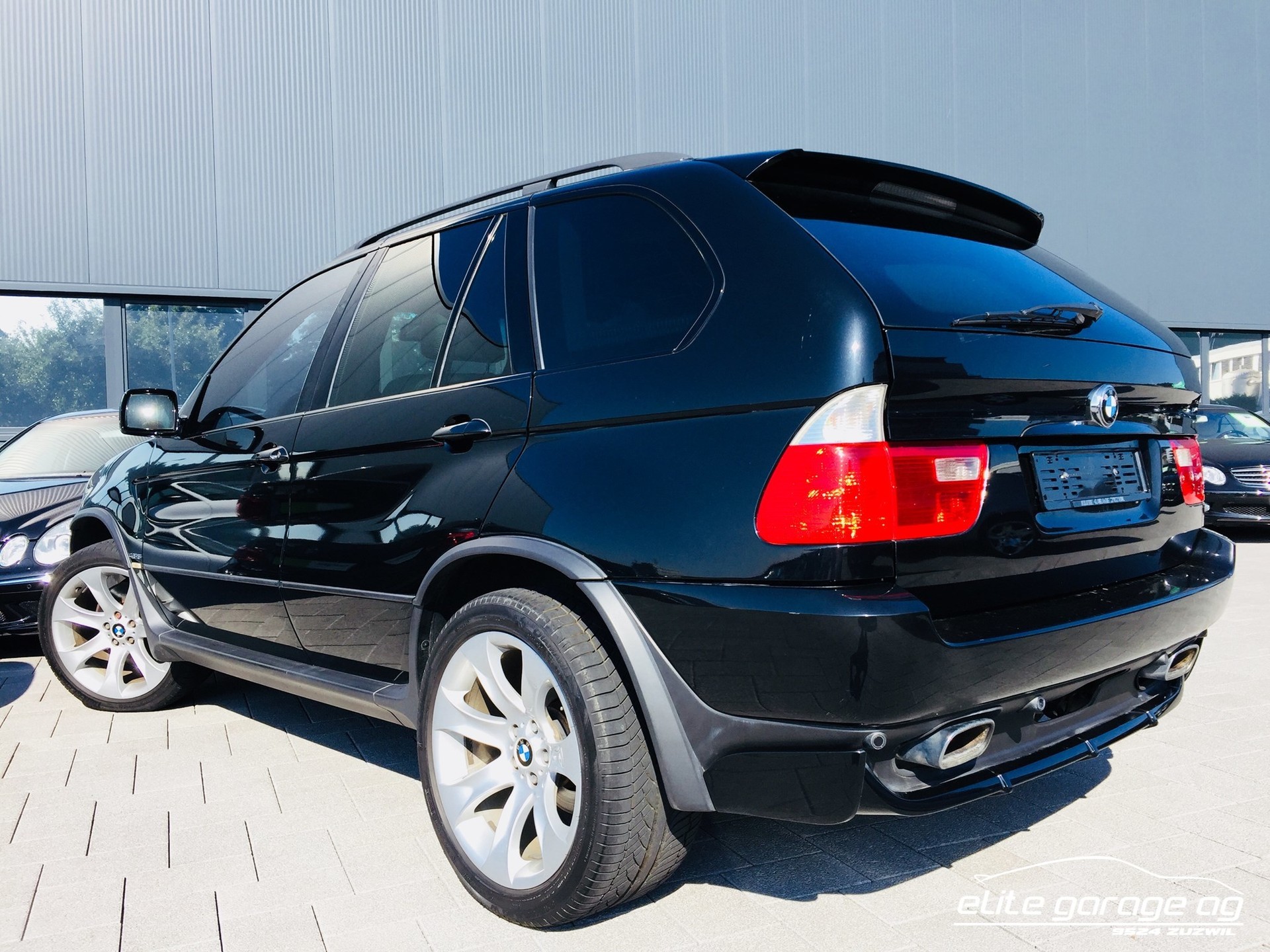 BMW X5 4.8is-image-6