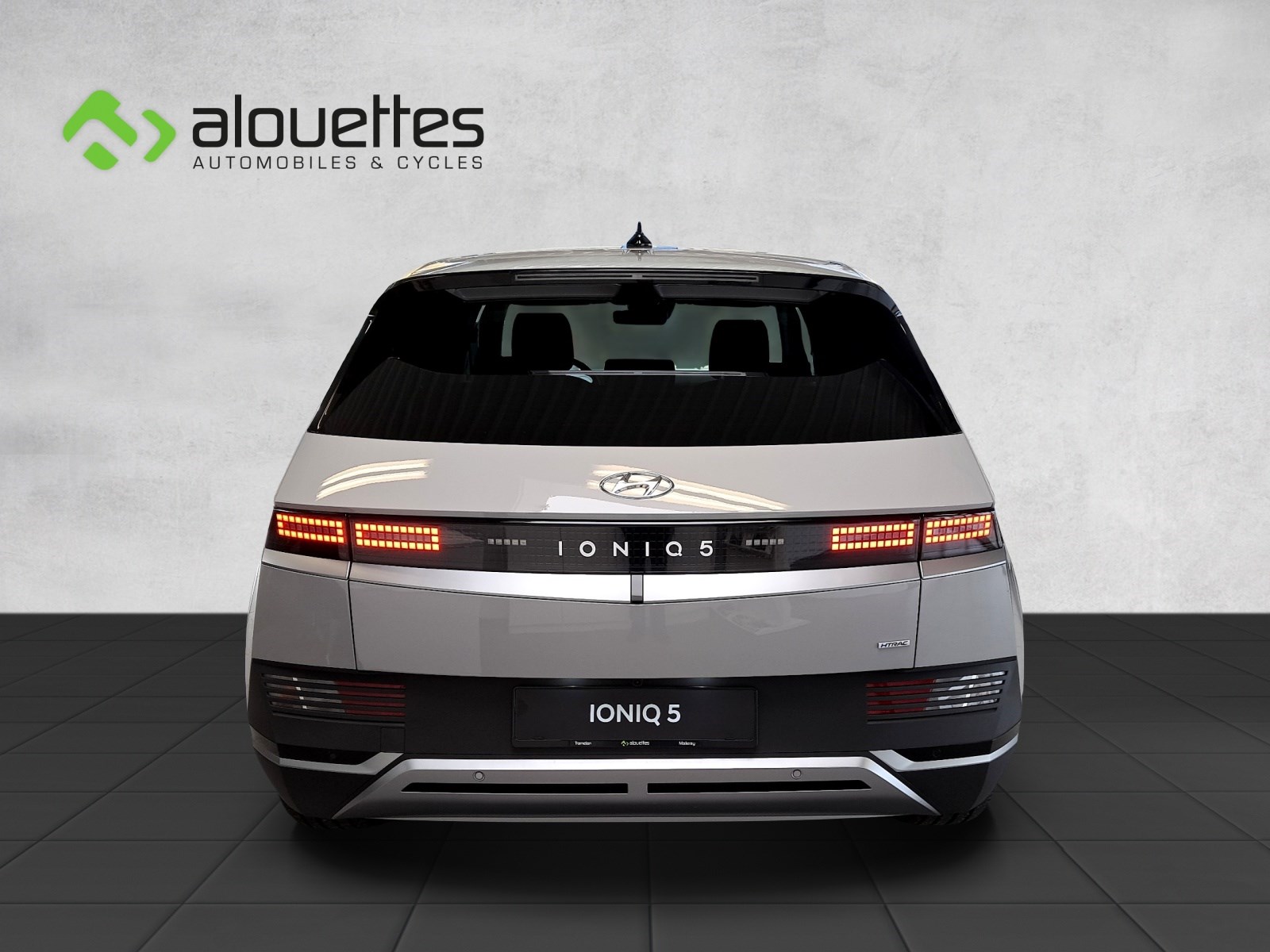 HYUNDAI Ioniq 5 77kWh Origo 4WD-image-3