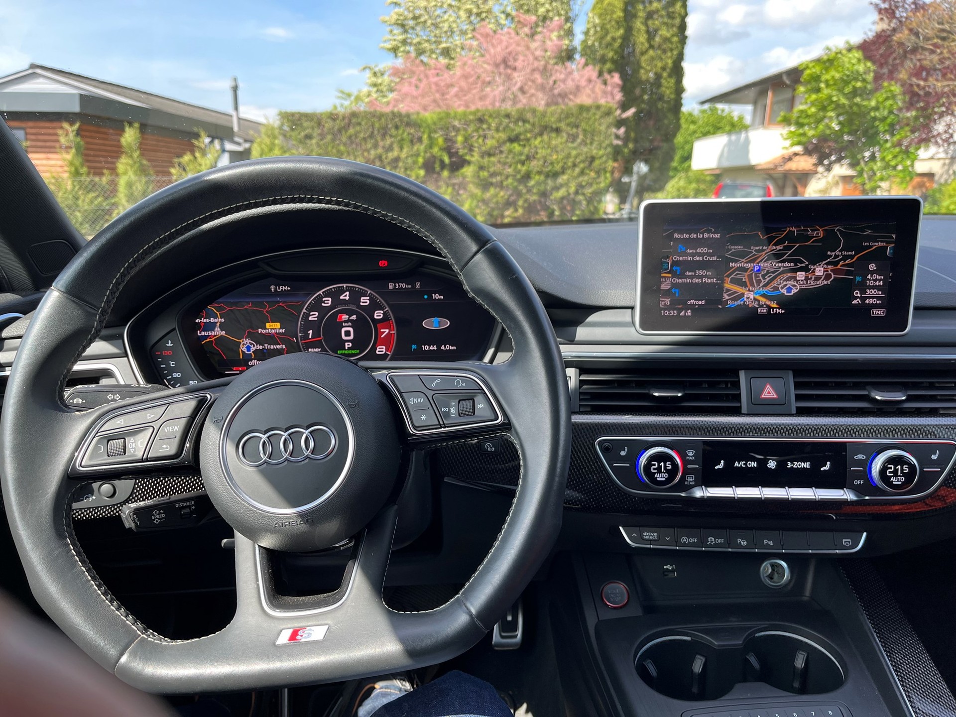 AUDI S4 Avant 3.0 TFSI quattro tiptronic-image-4