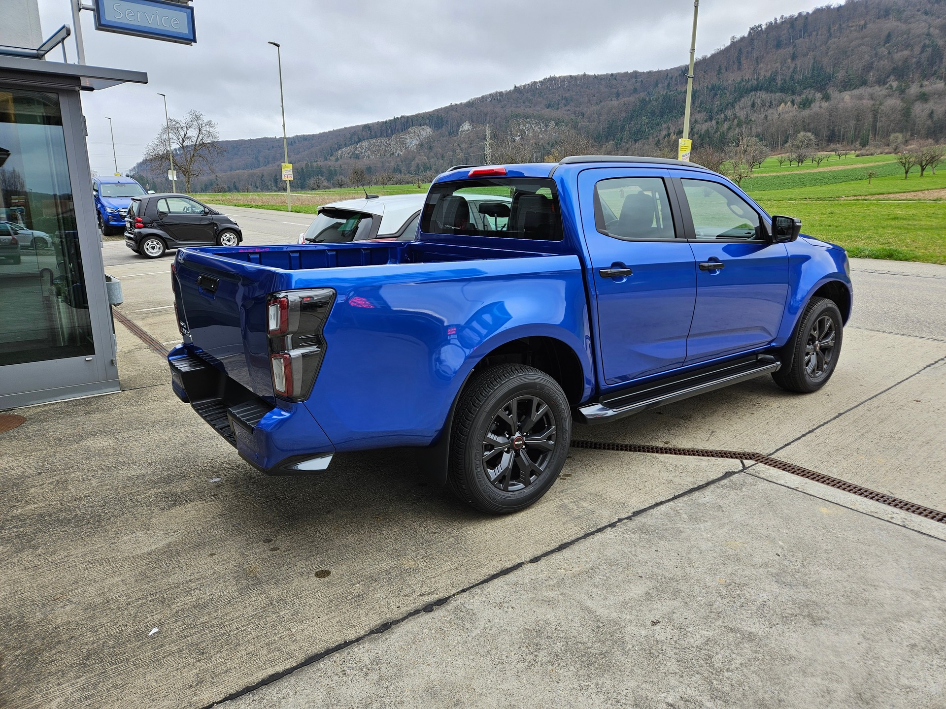 ISUZU D-MAX 1.9 CrewCab N60 Nitro Sport 4x4-image-4
