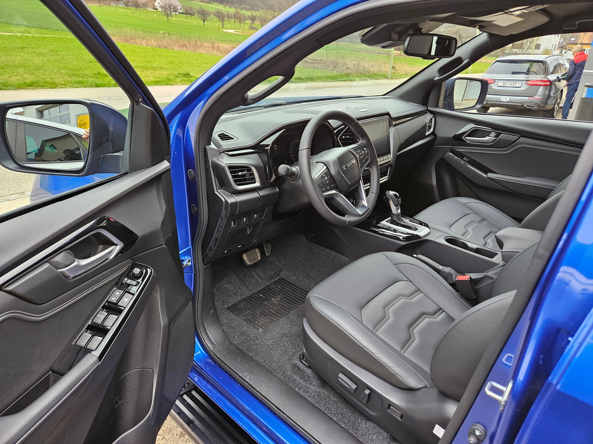ISUZU D-MAX 1.9 CrewCab N60 Nitro Sport 4x4-image-13
