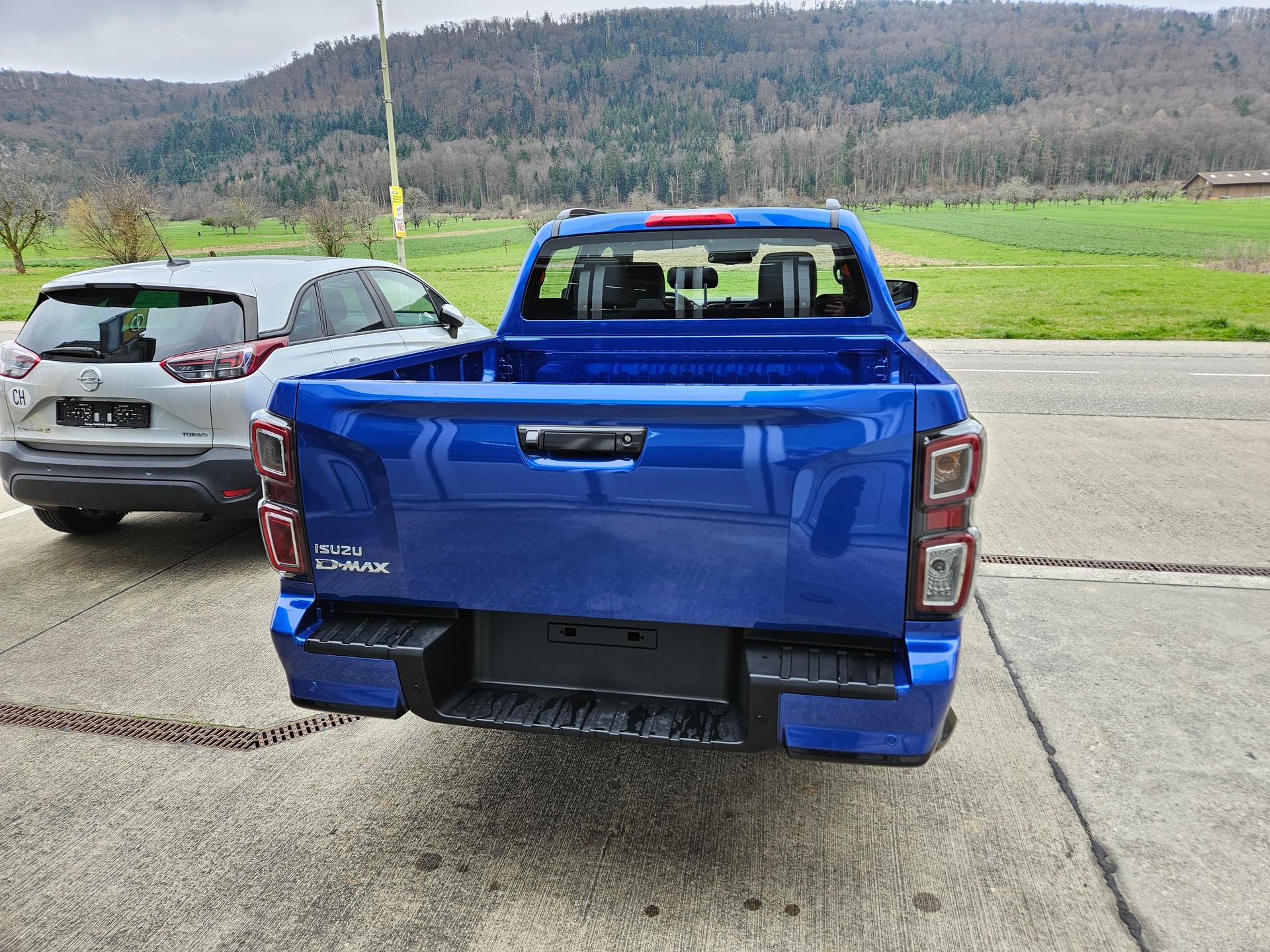ISUZU D-MAX 1.9 CrewCab N60 Nitro Sport 4x4-image-5