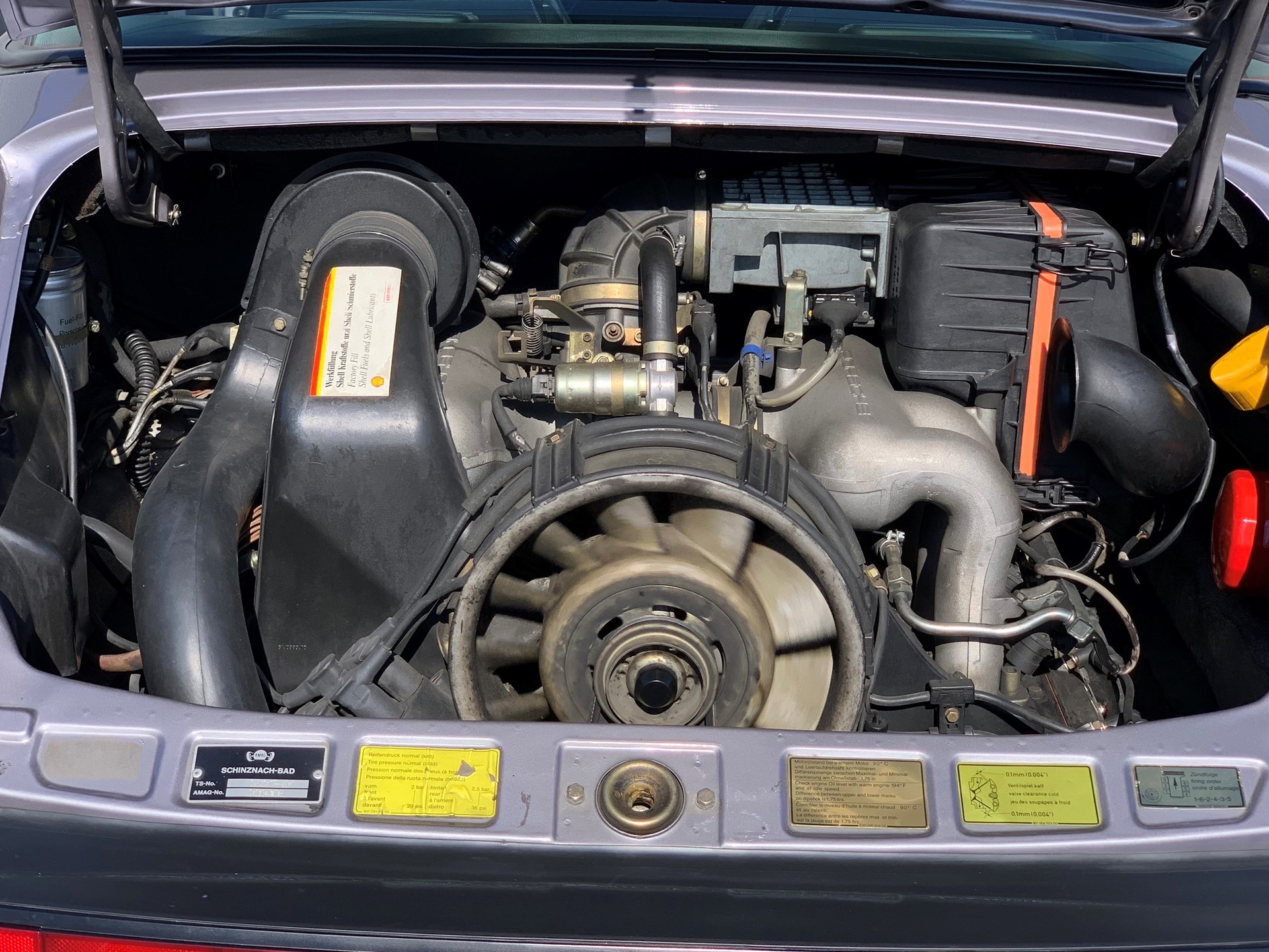 PORSCHE 911 Targa Jubilé-image-5