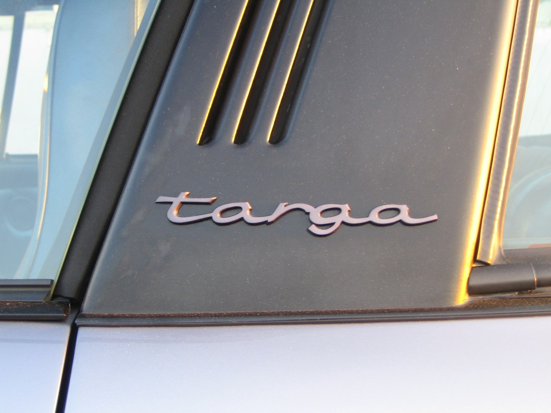 PORSCHE 911 Targa Jubilé-image-6