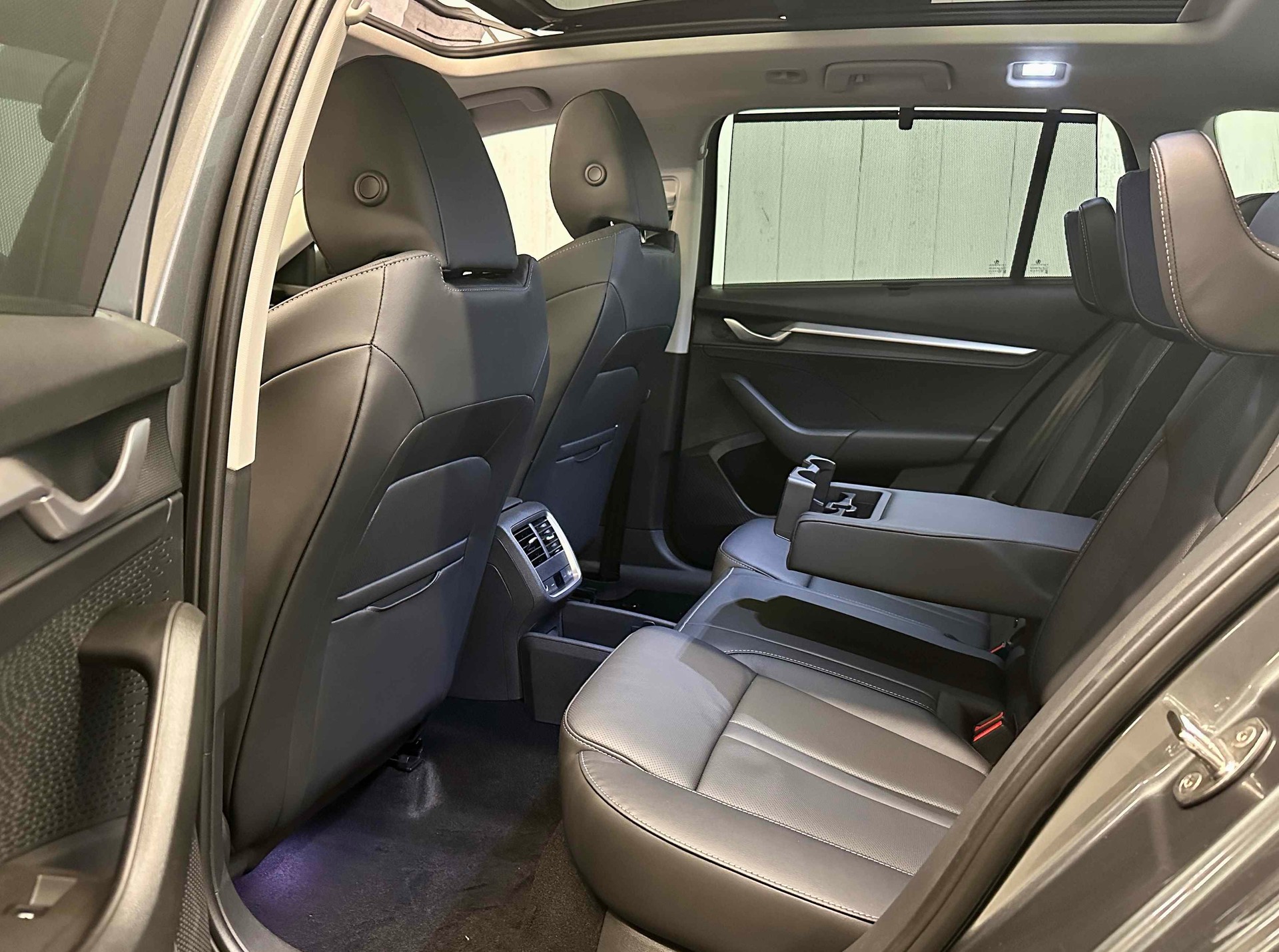 SKODA Octavia Combi 1.5 TSI mHEV DSG Selection-image-6