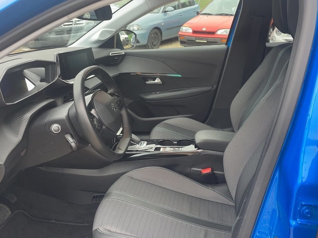 PEUGEOT 208 Elektrik Allure-image-5