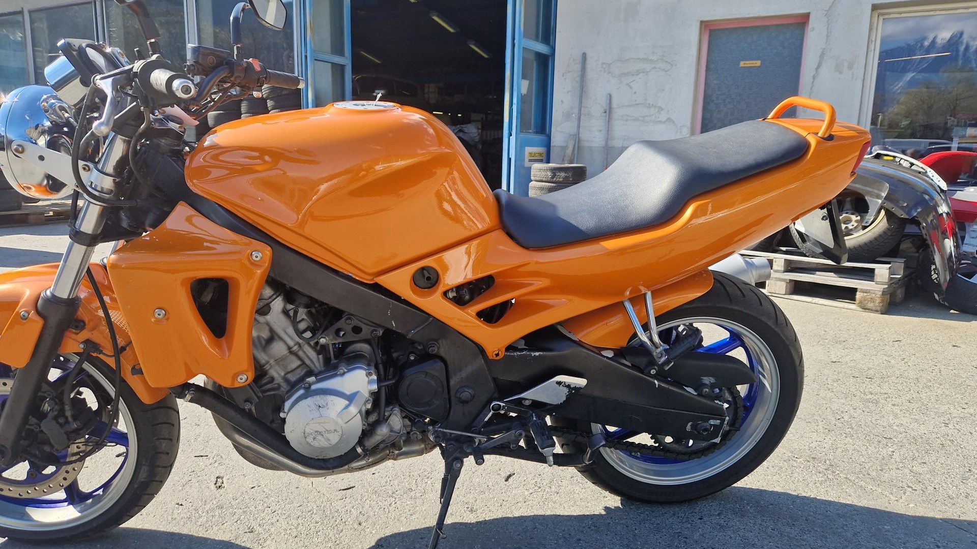 HONDA CBR 600 F M-image-2