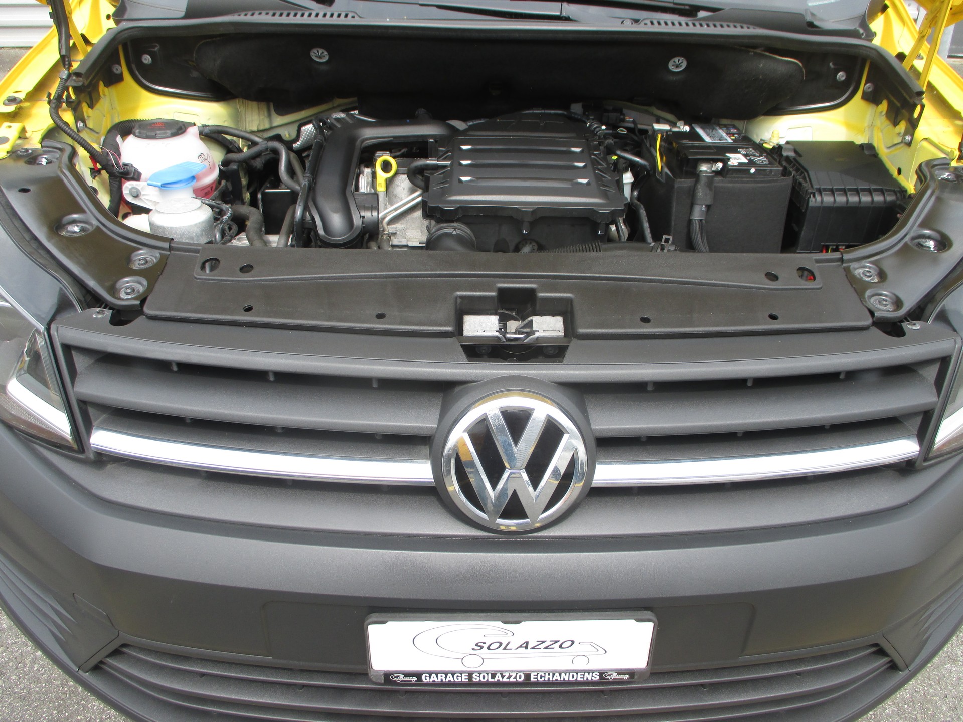 VW Caddy Maxi 1.0TSI BlueMotion Technology-image-14