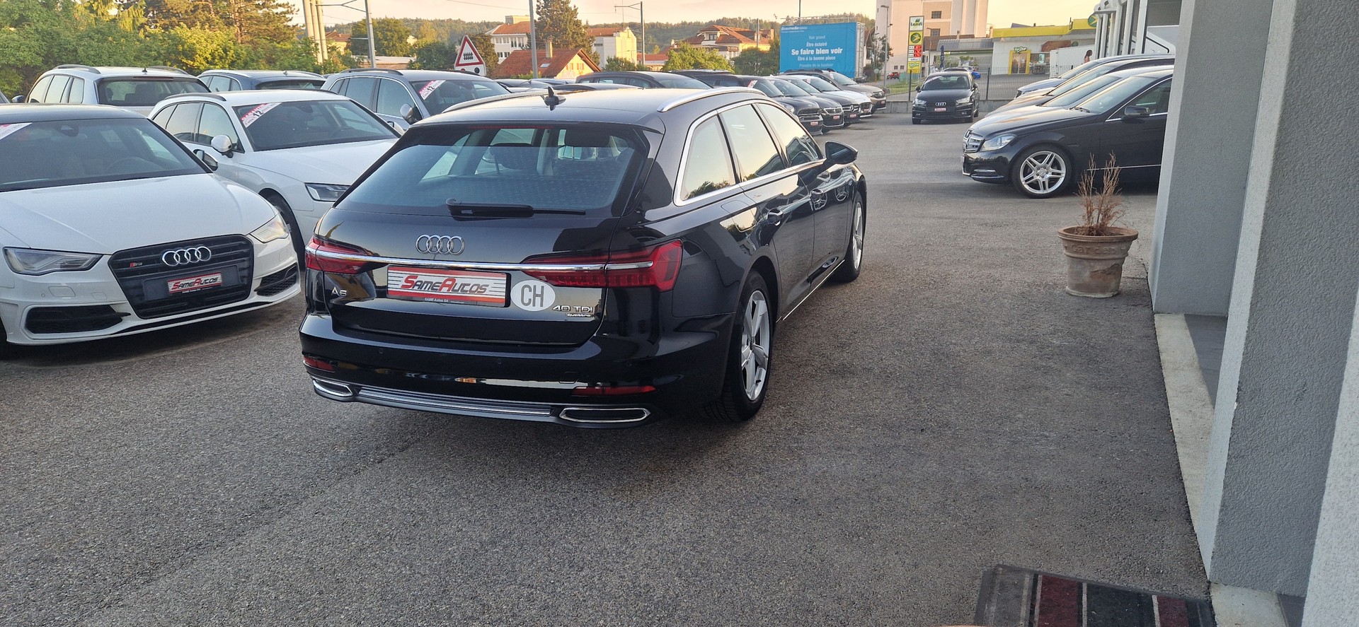 AUDI A6 Avant 40 TDI quattro S-tronic-image-1